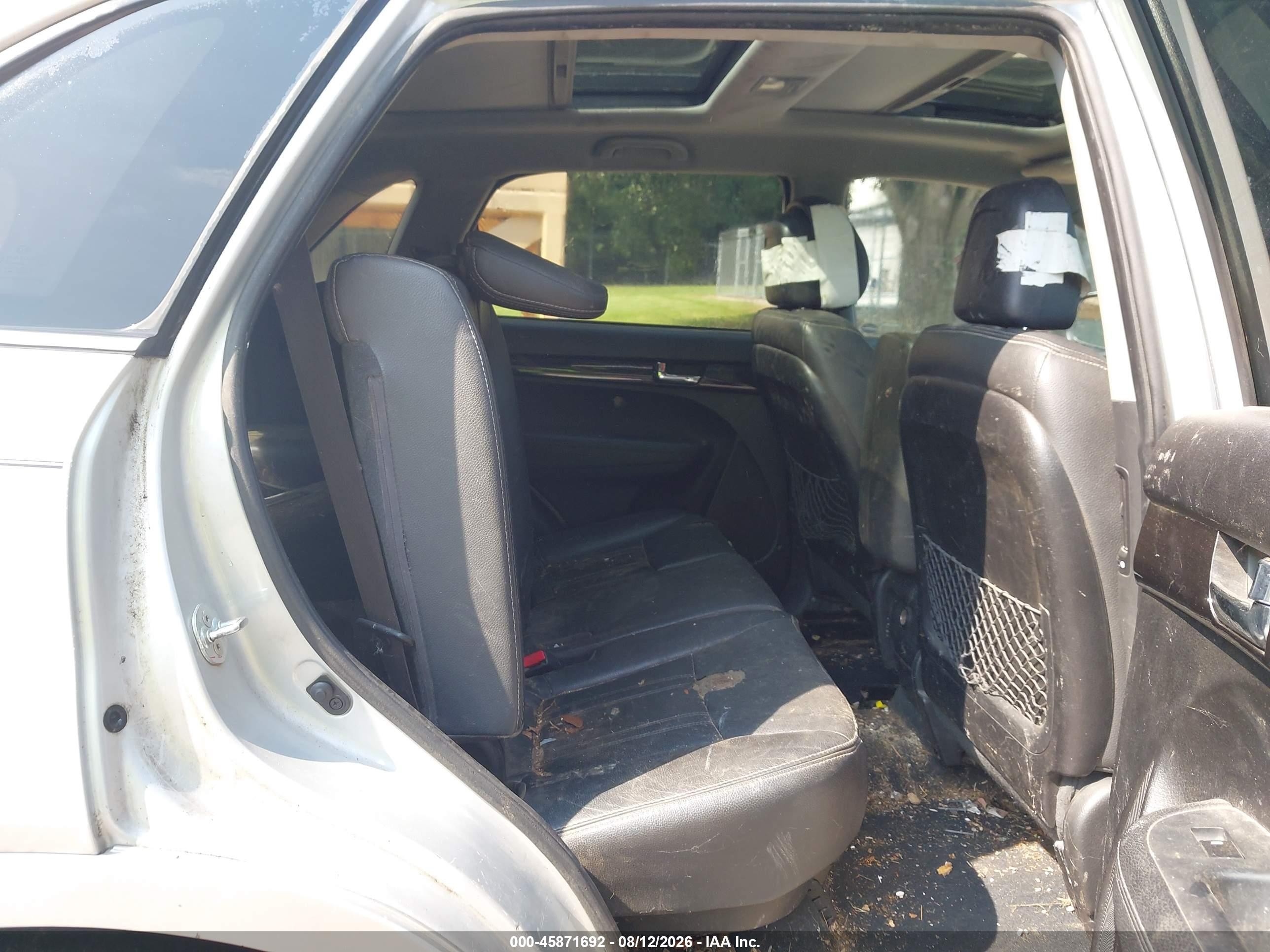 2012 Kia Sorento Sx V6 Silver vin: 5XYKWDA2XCG211641