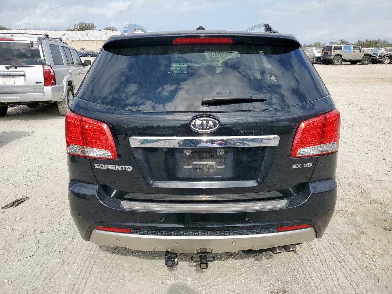 2013 Kia Sorento Black vin: 5XYKWDA2XDG415891