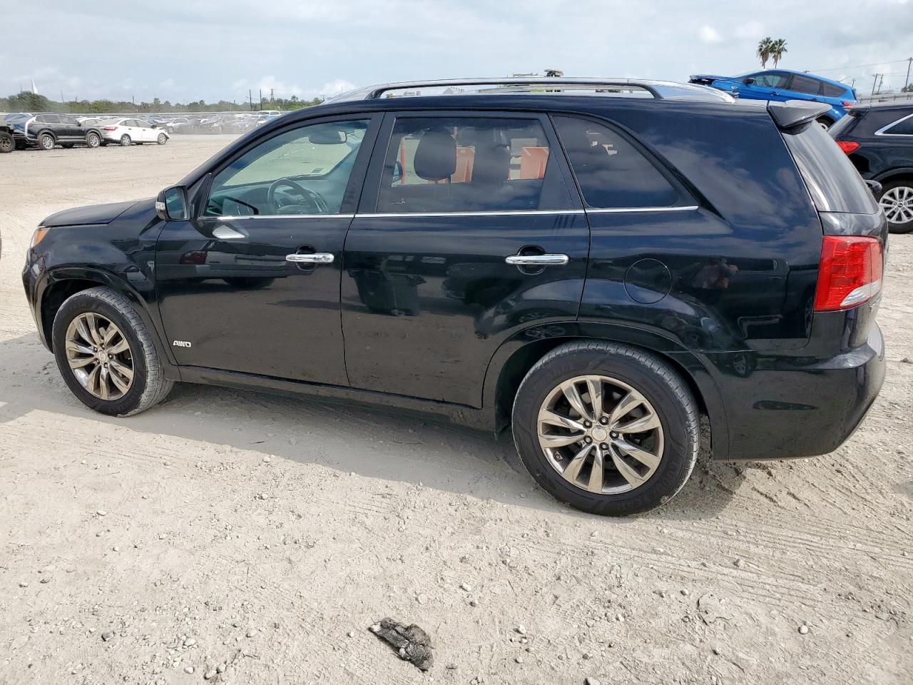 2013 Kia Sorento Black vin: 5XYKWDA2XDG415891