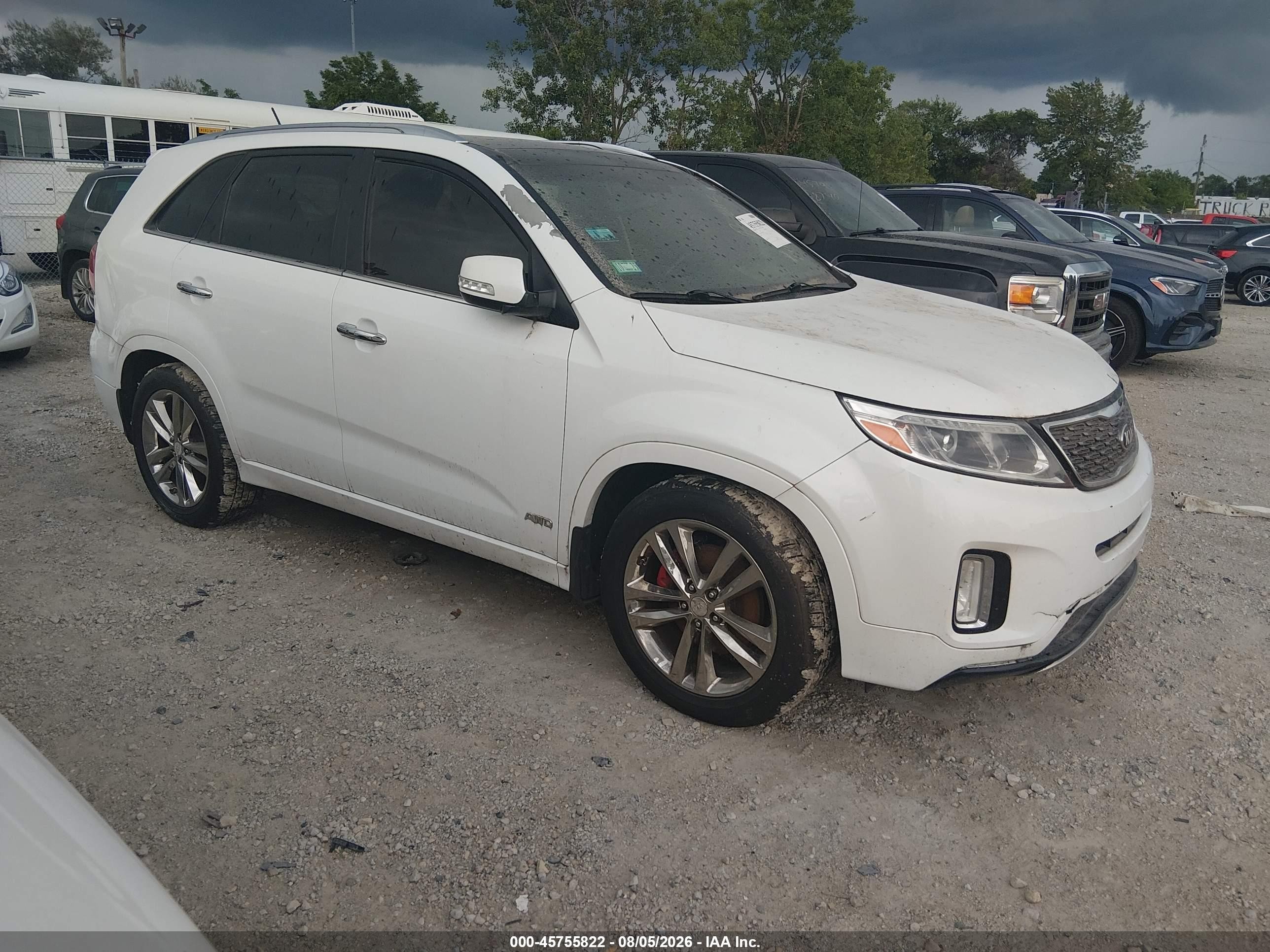 2014 Kia Sorento Limited V6 White vin: 5XYKWDA70EG469200