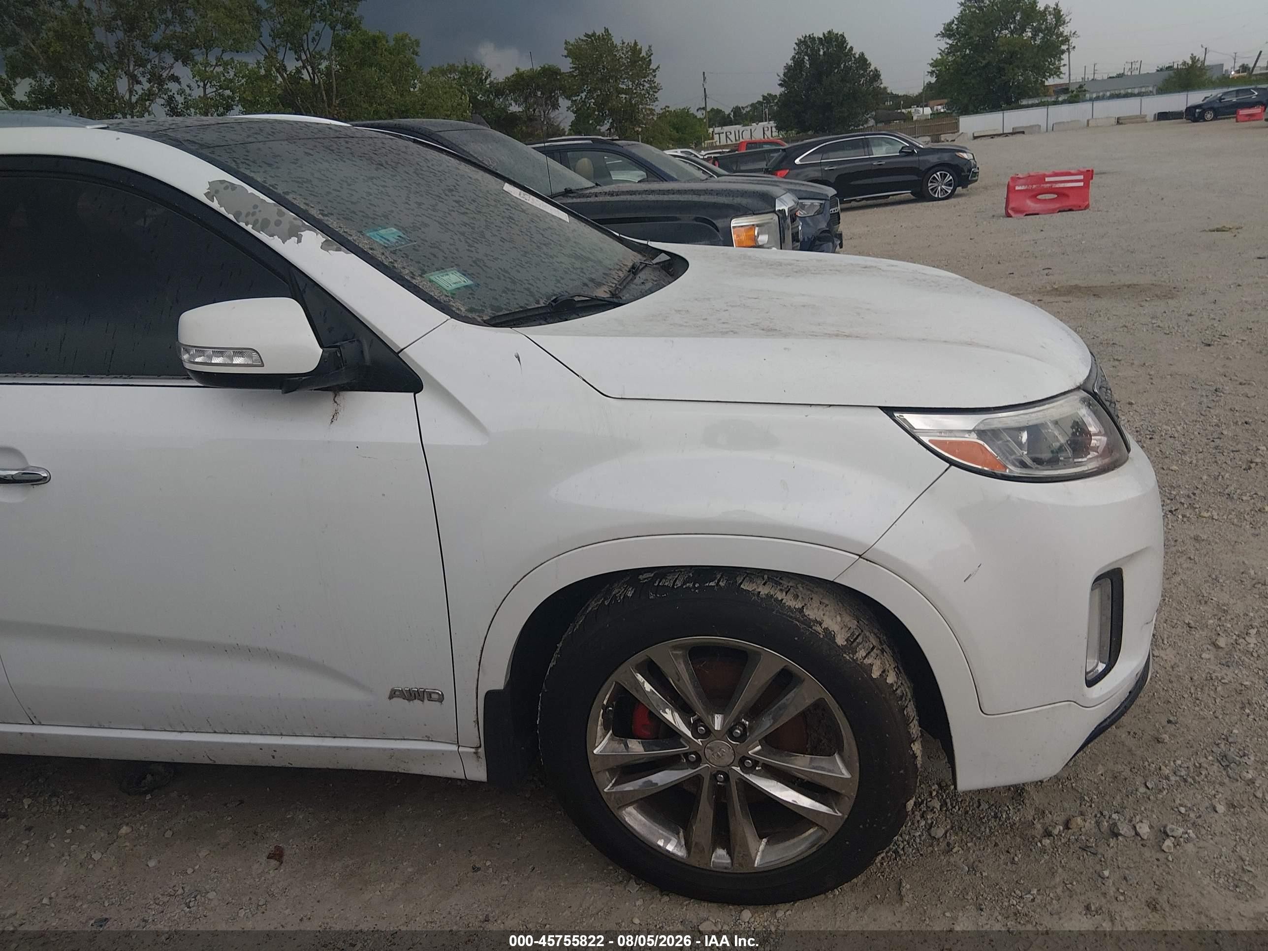2014 Kia Sorento Limited V6 White vin: 5XYKWDA70EG469200