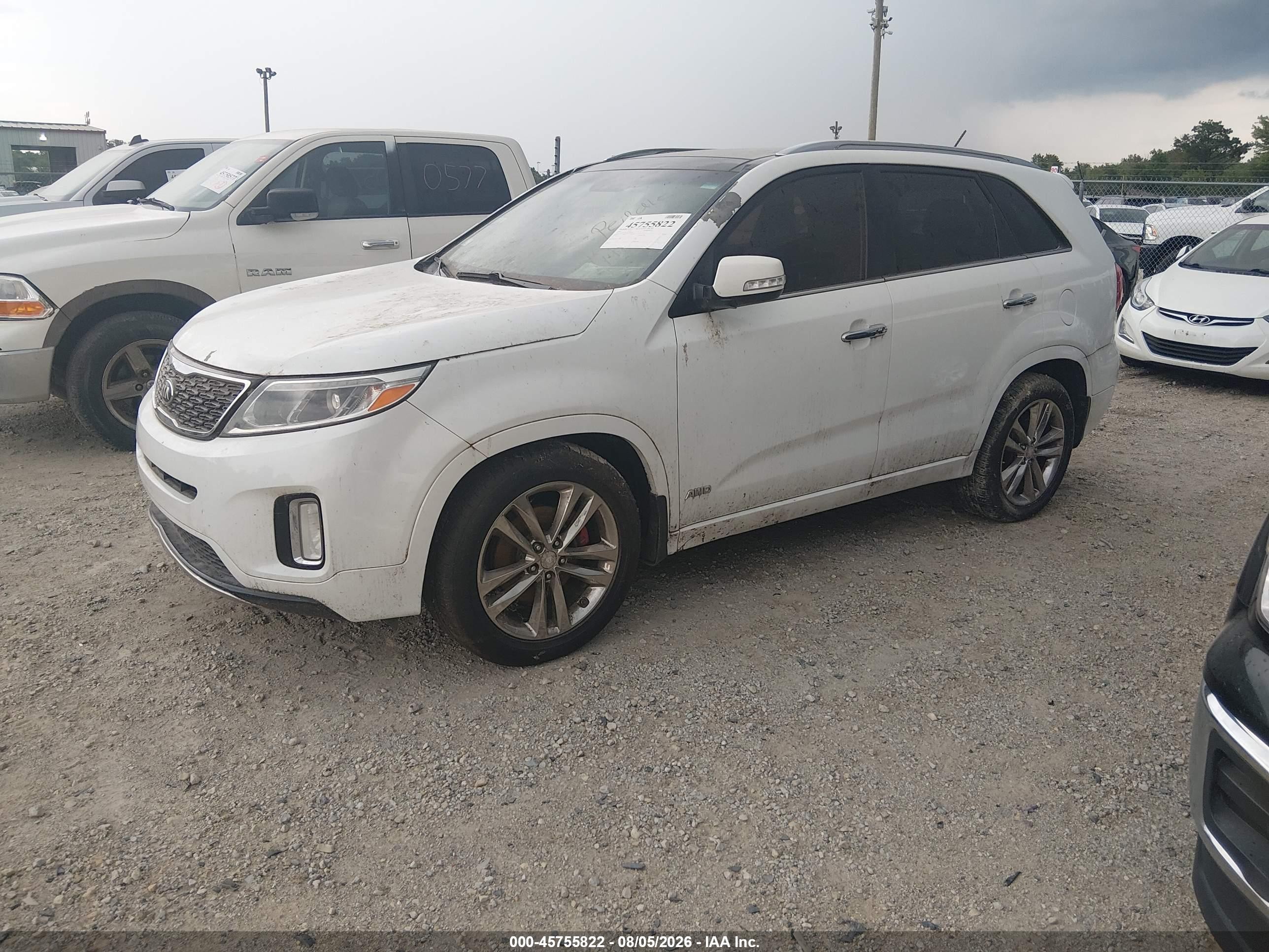 2014 Kia Sorento Limited V6 White vin: 5XYKWDA70EG469200