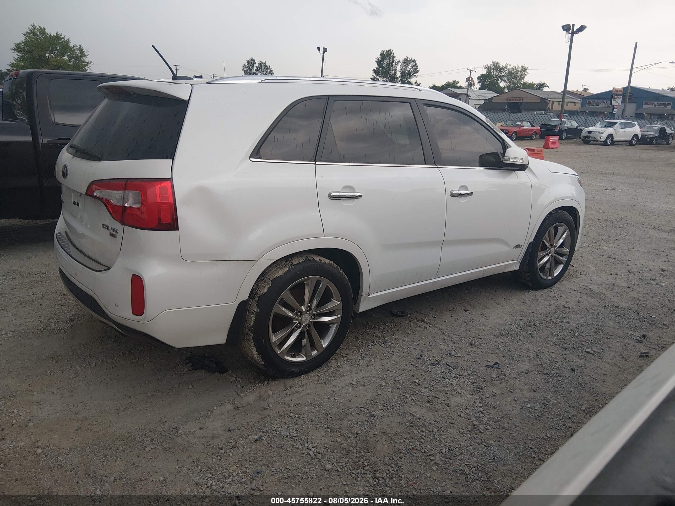 2014 Kia Sorento Limited V6 White vin: 5XYKWDA70EG469200