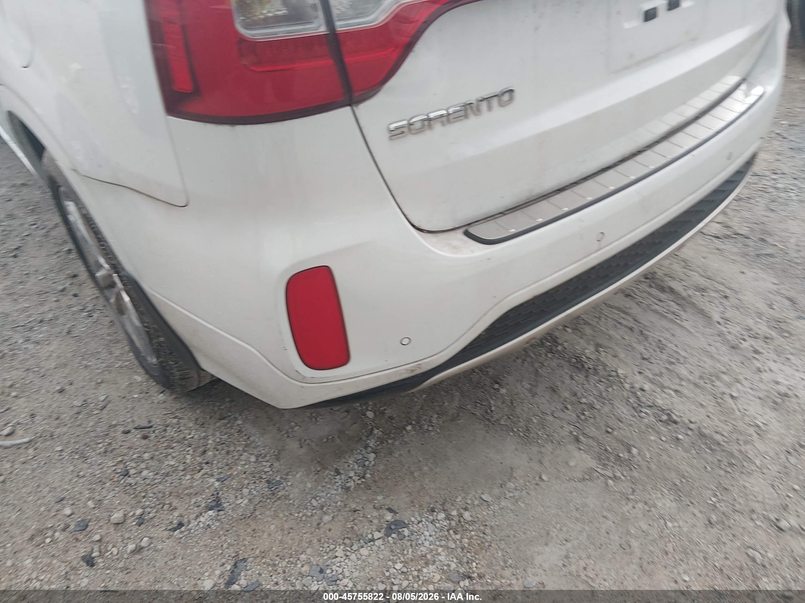 2014 Kia Sorento Limited V6 White vin: 5XYKWDA70EG469200