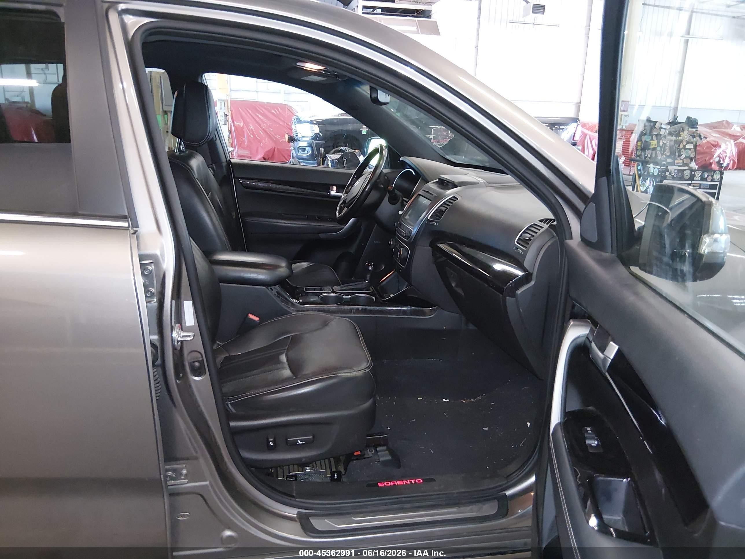 2014 Kia Sorento Limited V6 Gray vin: 5XYKWDA70EG498602