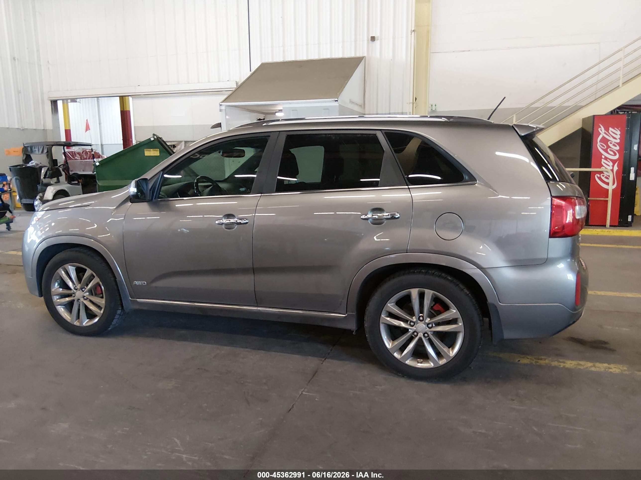 2014 Kia Sorento Limited V6 Gray vin: 5XYKWDA70EG498602