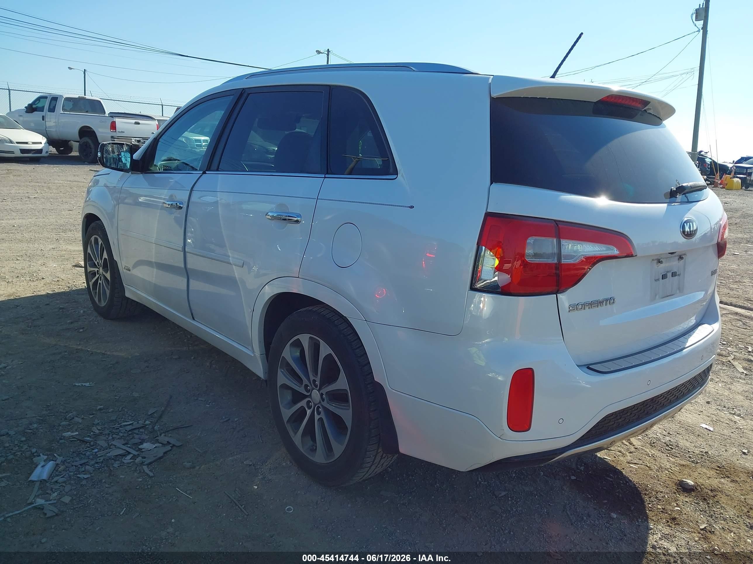 2015 Kia Sorento Sx V6 White vin: 5XYKWDA73FG647098