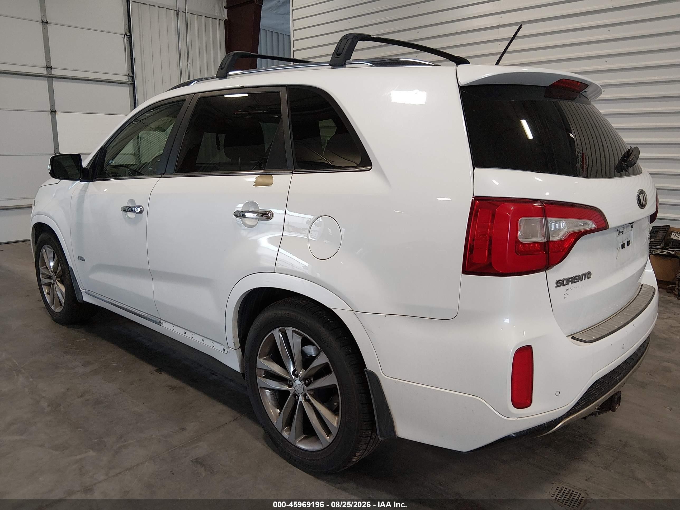 2014 Kia Sorento Limited V6 White vin: 5XYKWDA77EG530638