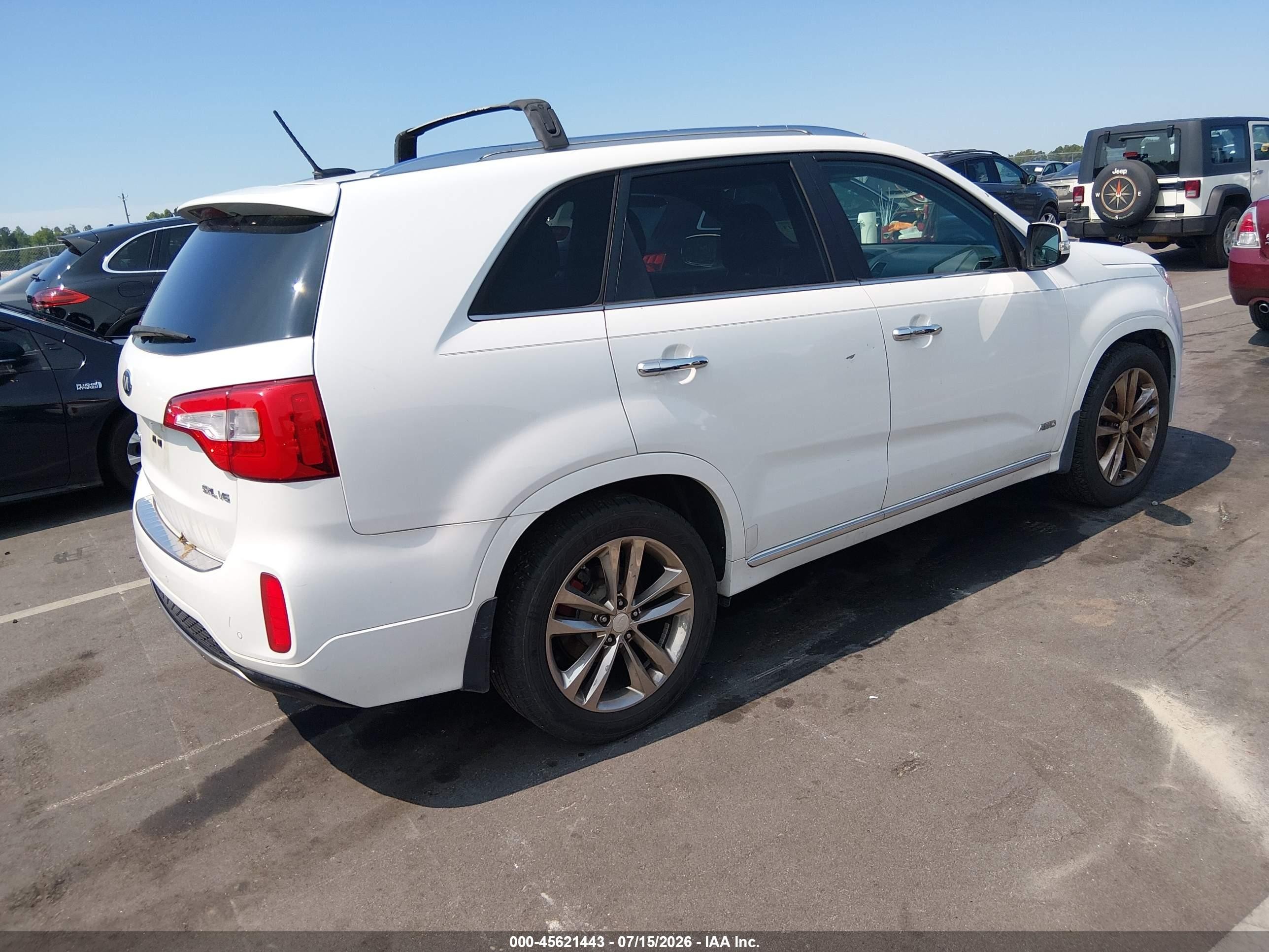 2015 Kia Sorento Limited V6 White vin: 5XYKWDA7XFG609643