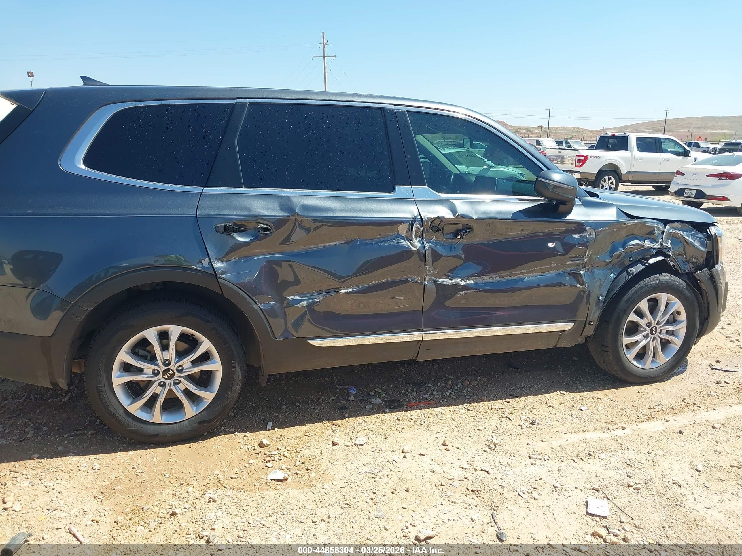 2020 Kia Telluride Lx Серый vin: 5XYP24HC1LG069034