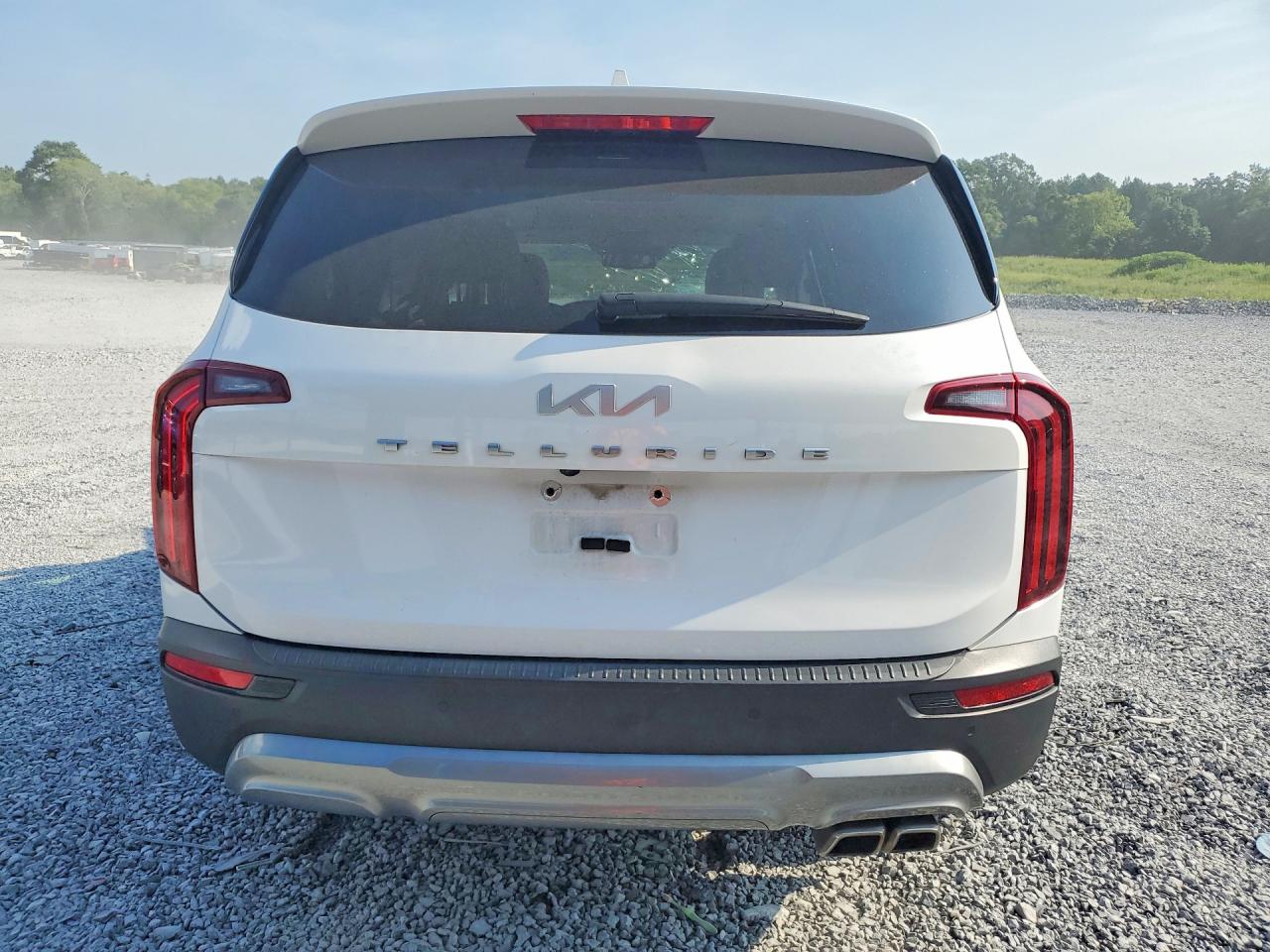 2022 Kia Telluride Ex White vin: 5XYP34HC6NG208414