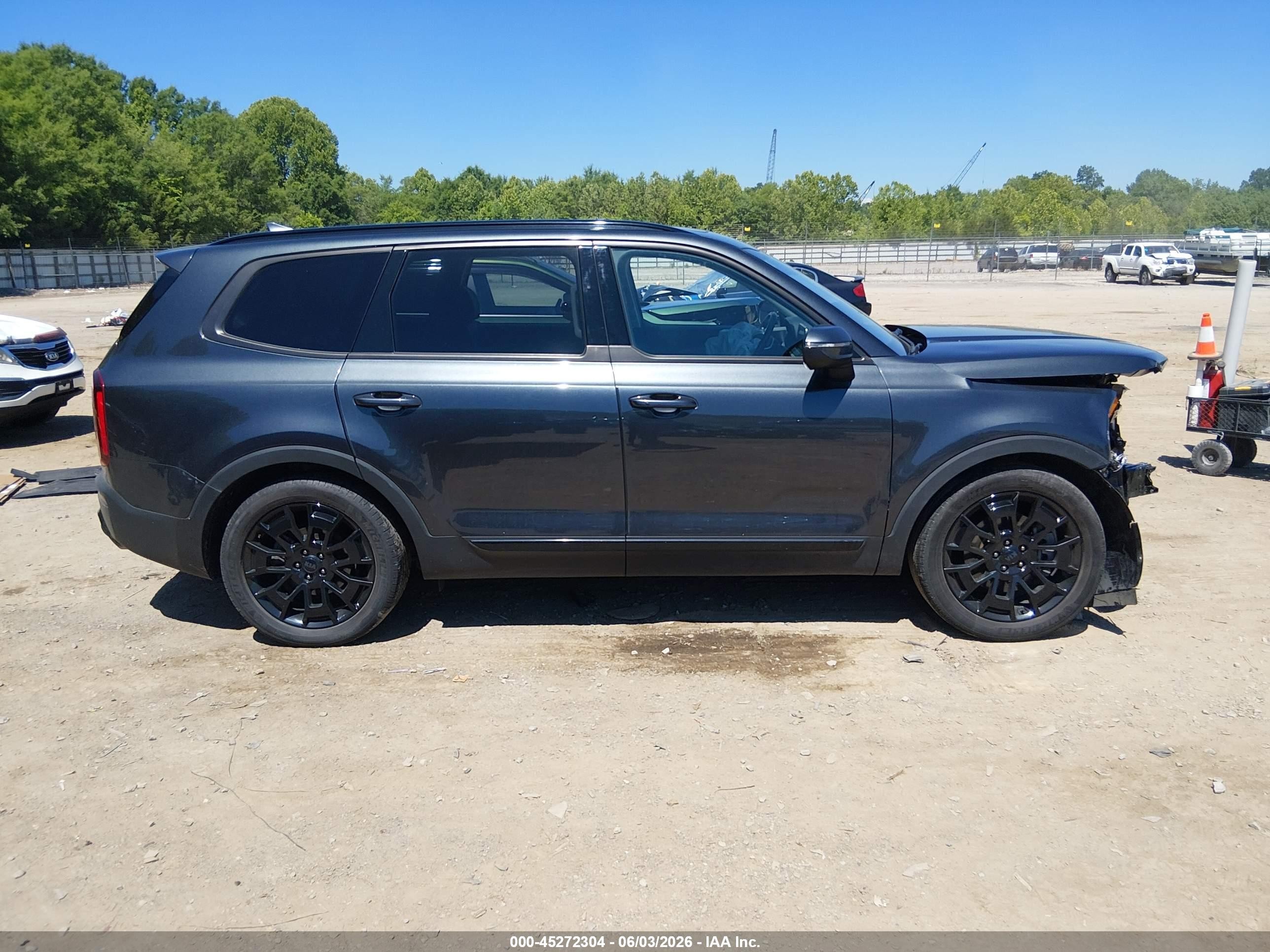 2021 Kia Telluride Ex Серебряный vin: 5XYP3DHC9MG123324