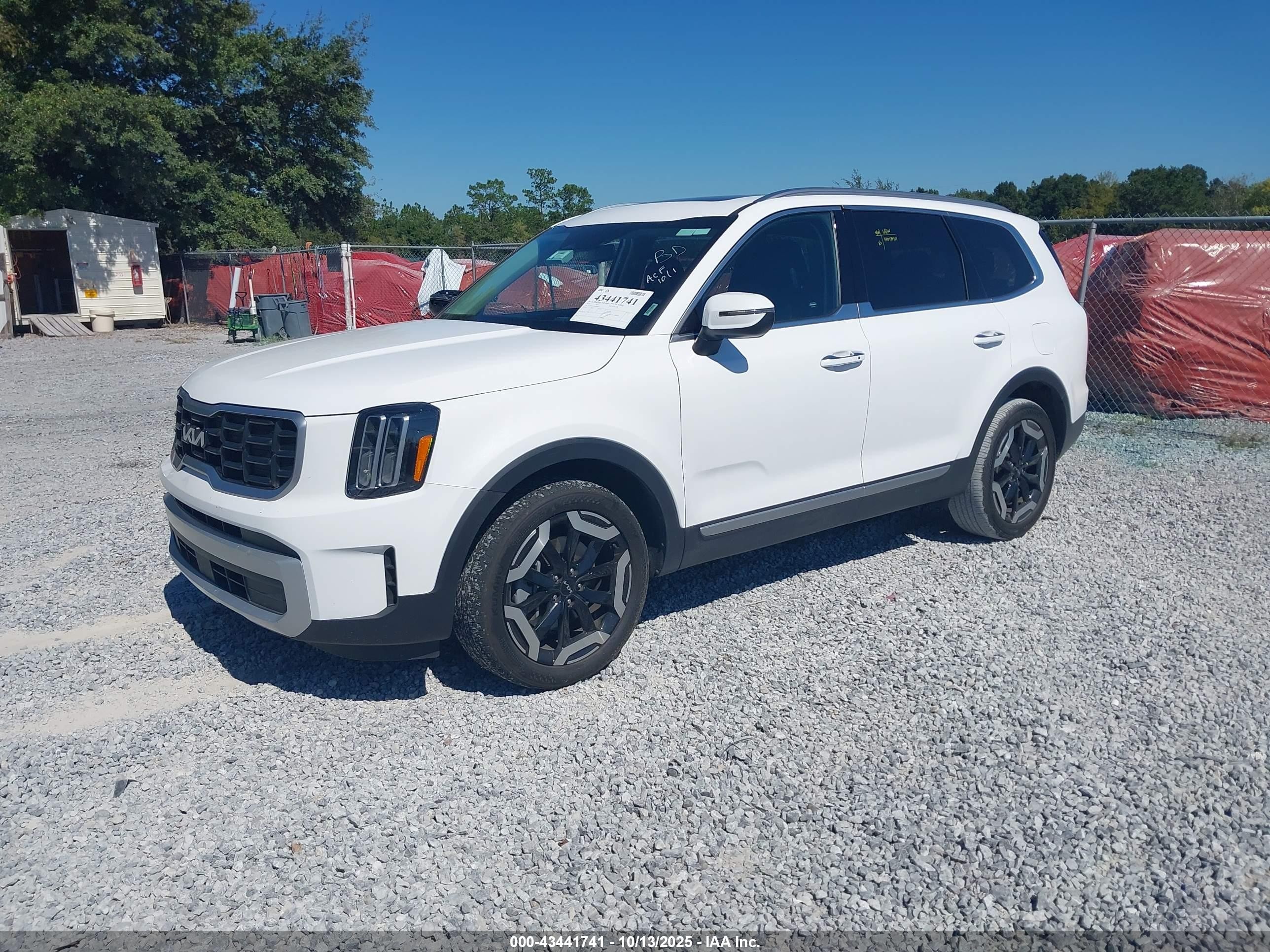 2025 Kia Telluride S Белый vin: 5XYP64GC0SG568976