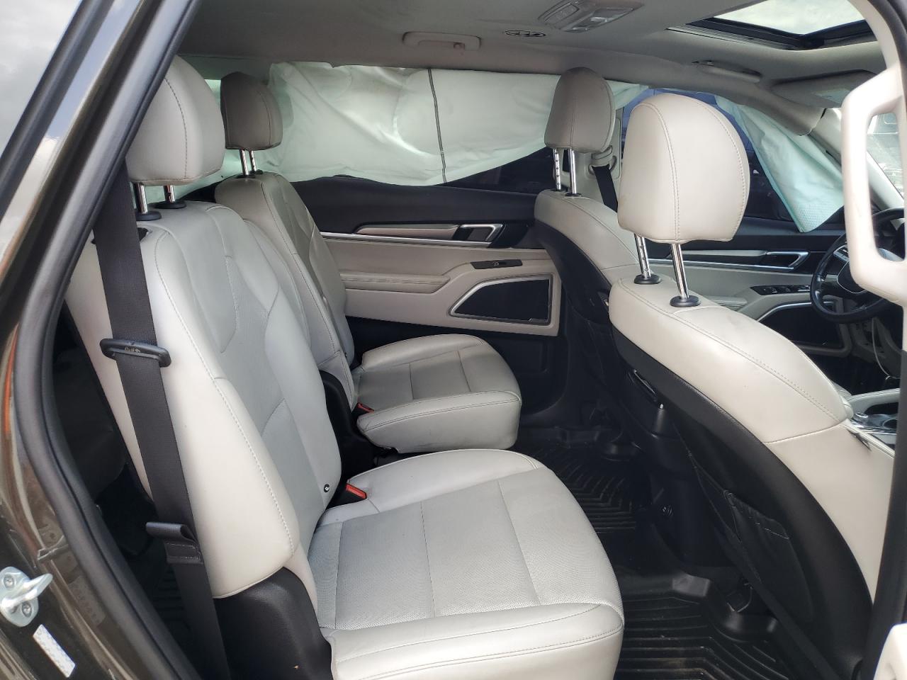 2020 Kia Telluride S Коричневый vin: 5XYP64HC1LG054201