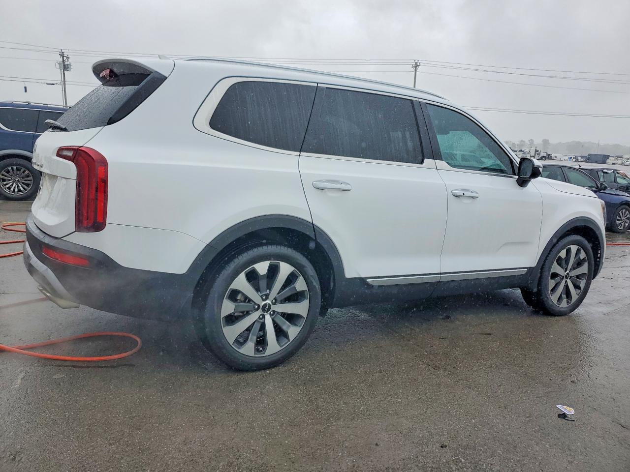 2022 Kia Telluride S White vin: 5XYP64HC7NG284540