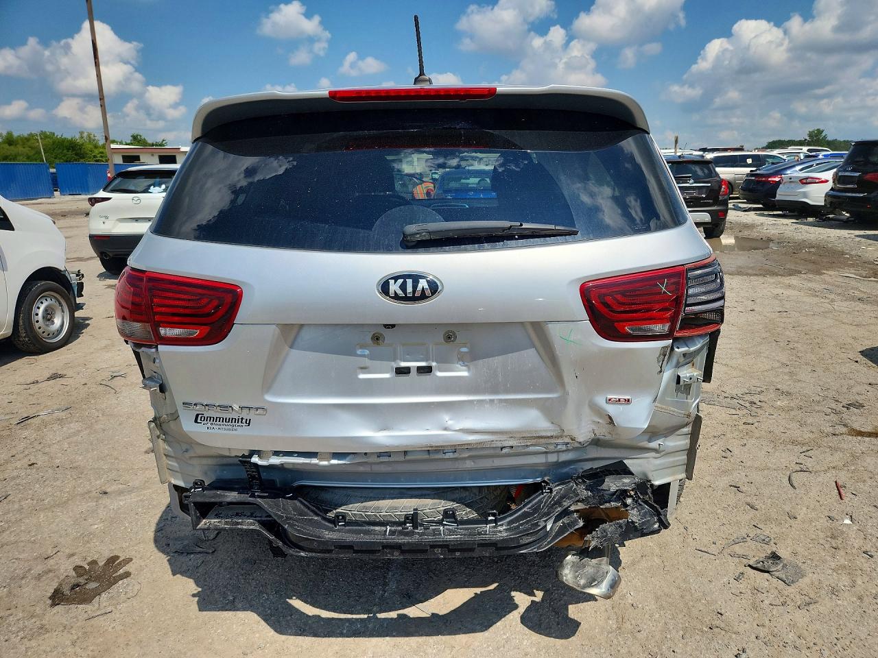 2019 Kia Sorento L Серебряный vin: 5XYPG4A30KG582818