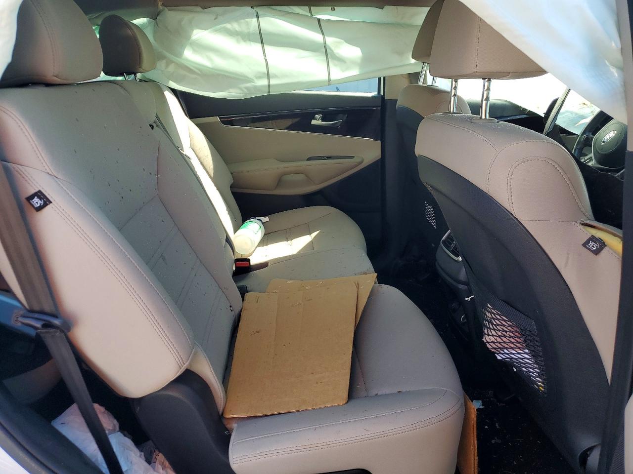 2019 Kia Sorento Lx White vin: 5XYPG4A30KG591311