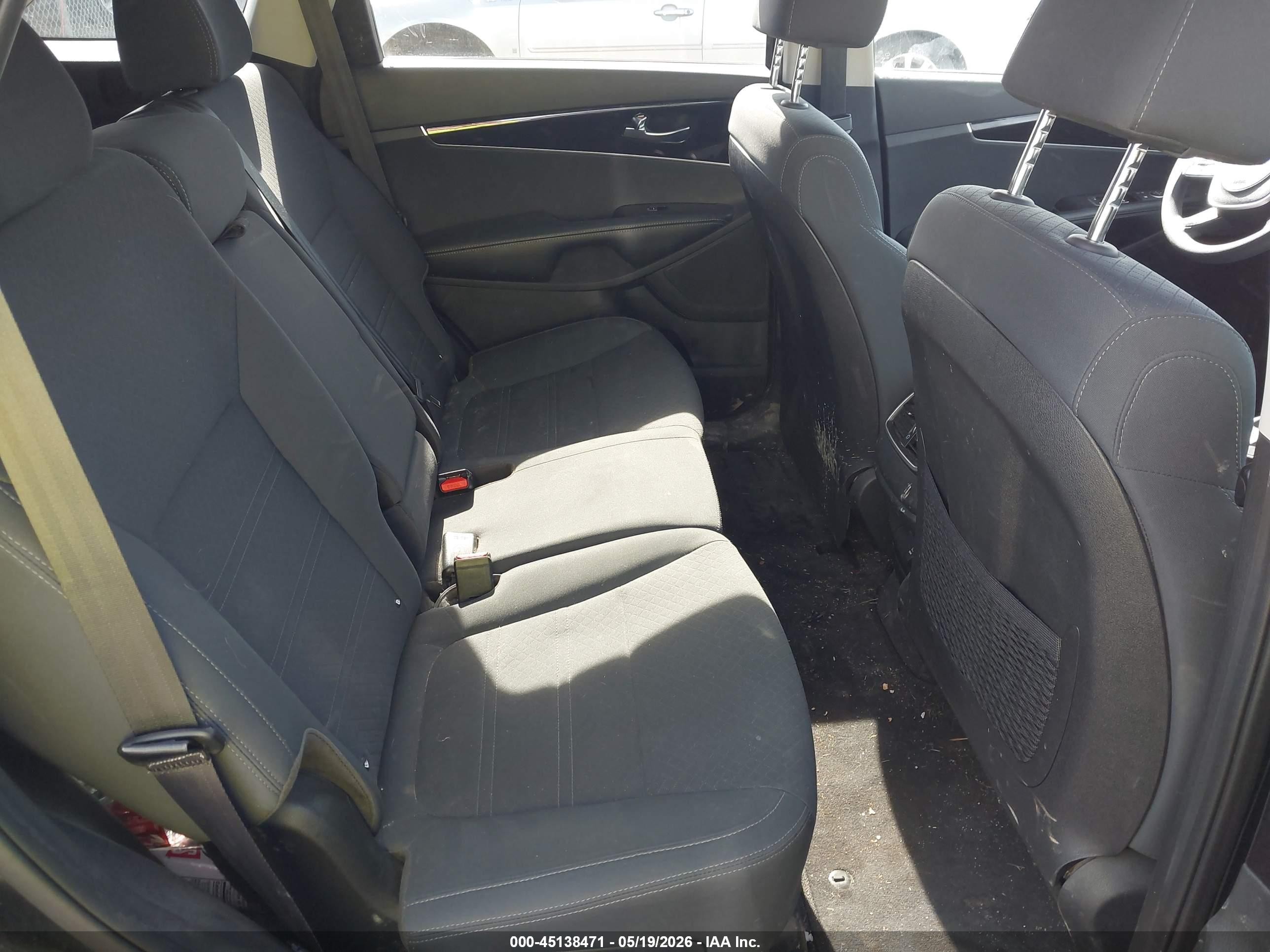 2020 Kia Sorento 2.4l L Черный vin: 5XYPG4A30LG657051