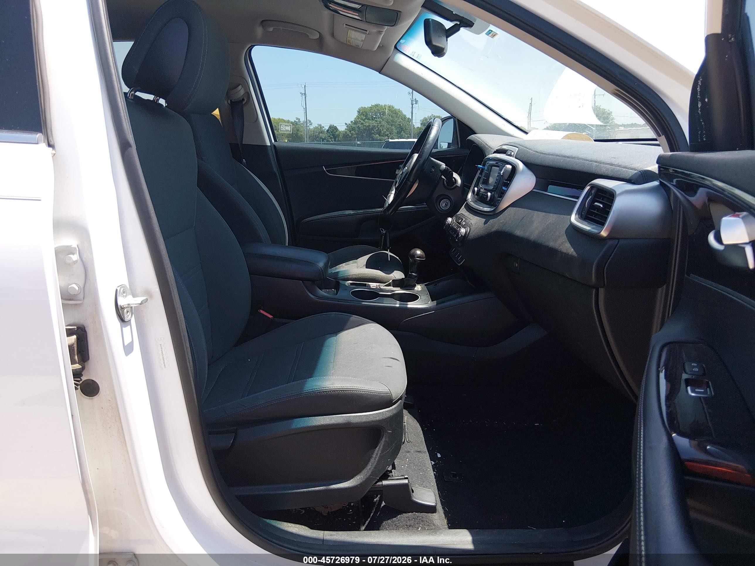 2016 Kia Sorento 2.4l Lx White vin: 5XYPG4A31GG036407