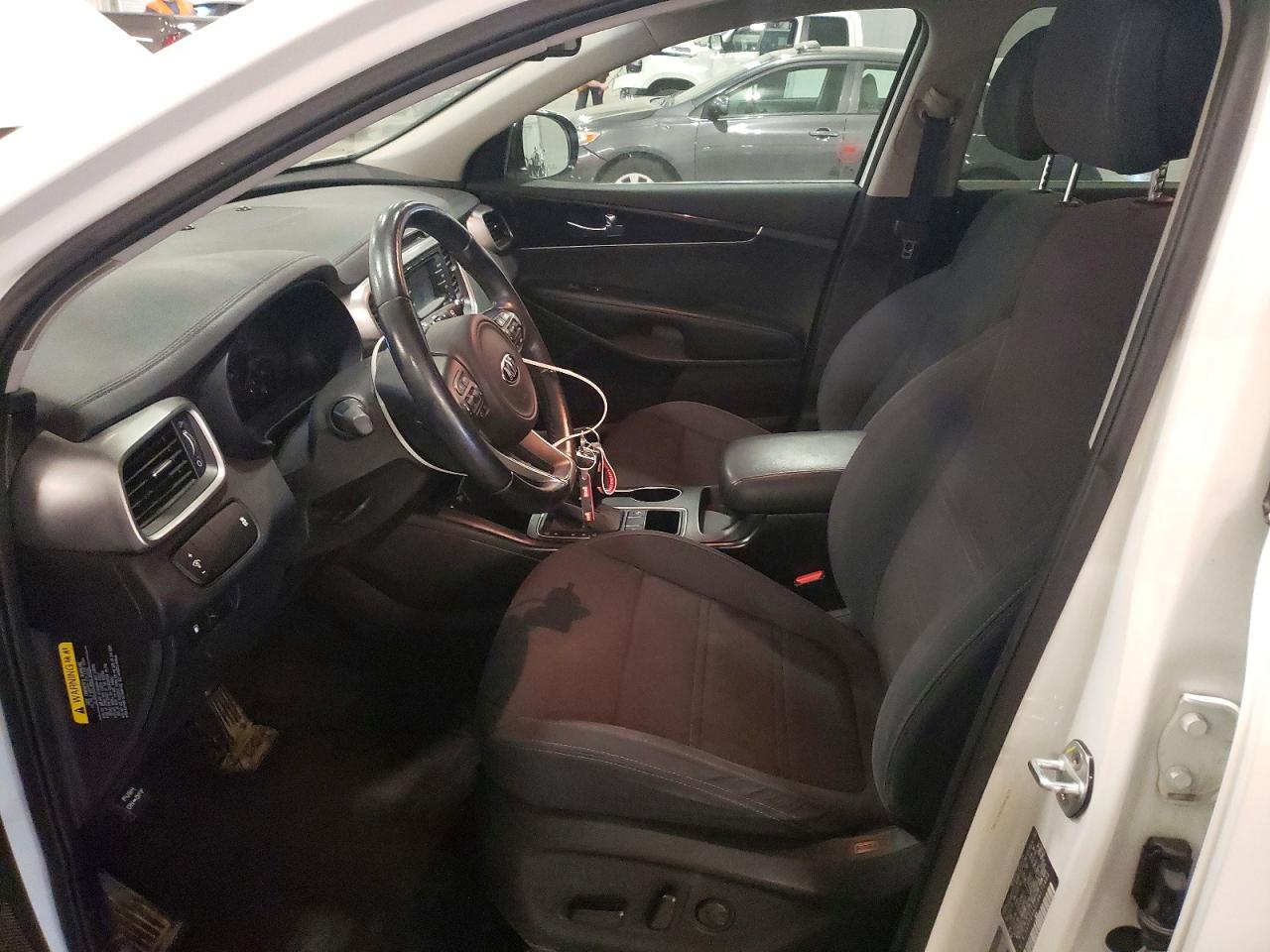 2016 Kia Sorento Lx White vin: 5XYPG4A31GG171483