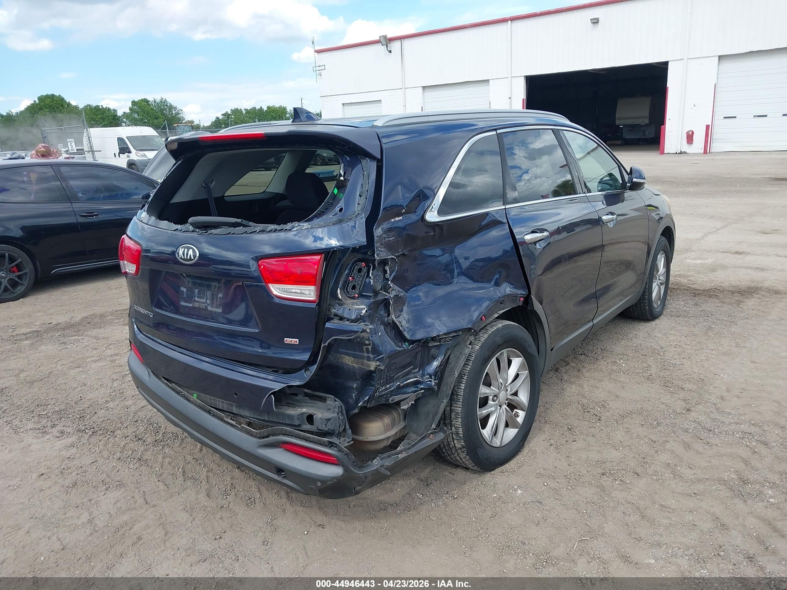 2016 Kia Sorento 2.4l Lx Dark Blue vin: 5XYPG4A33GG022623