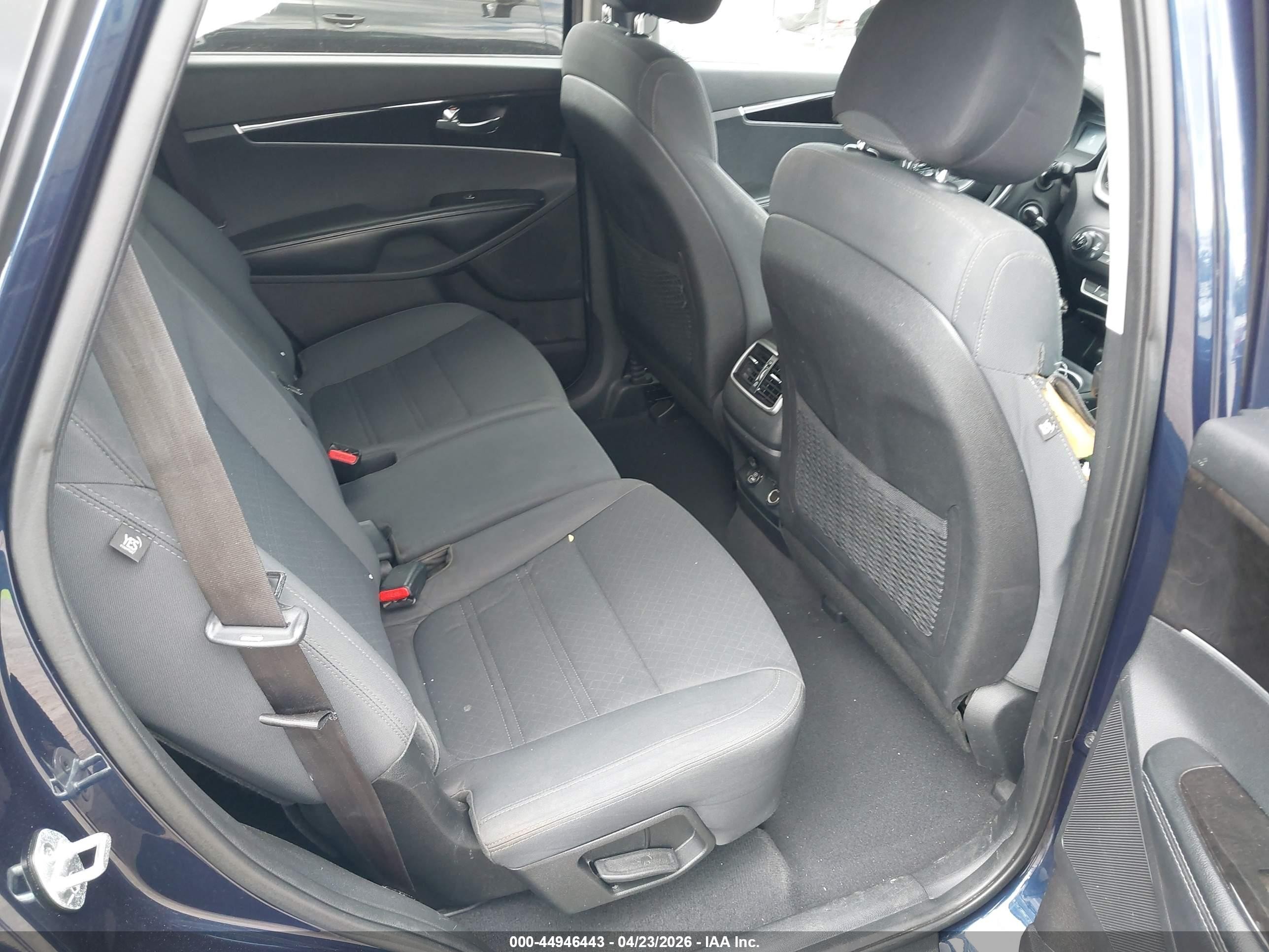 2016 Kia Sorento 2.4l Lx Dark Blue vin: 5XYPG4A33GG022623