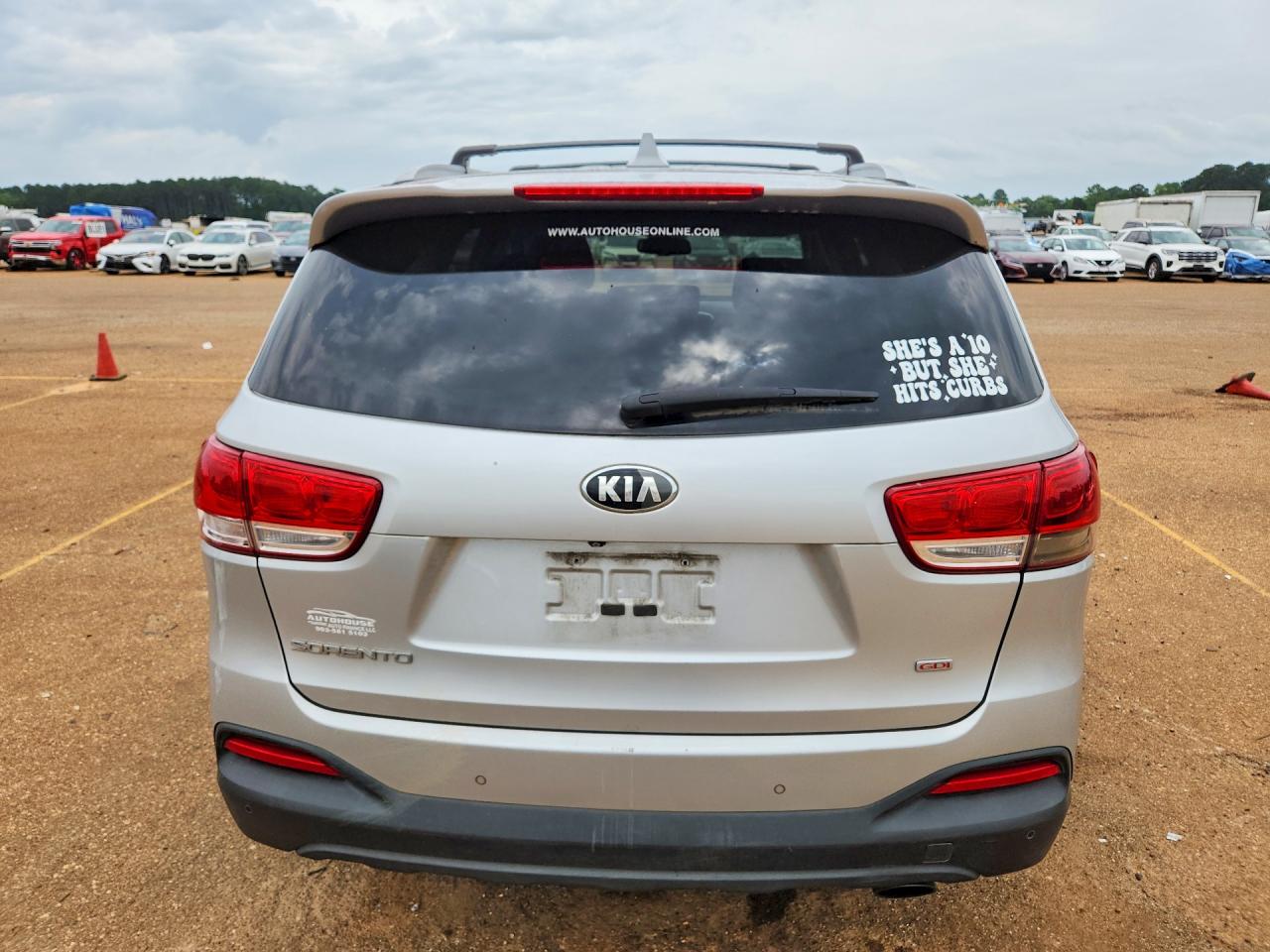 2016 Kia Sorento Lx Silver vin: 5XYPG4A33GG086435
