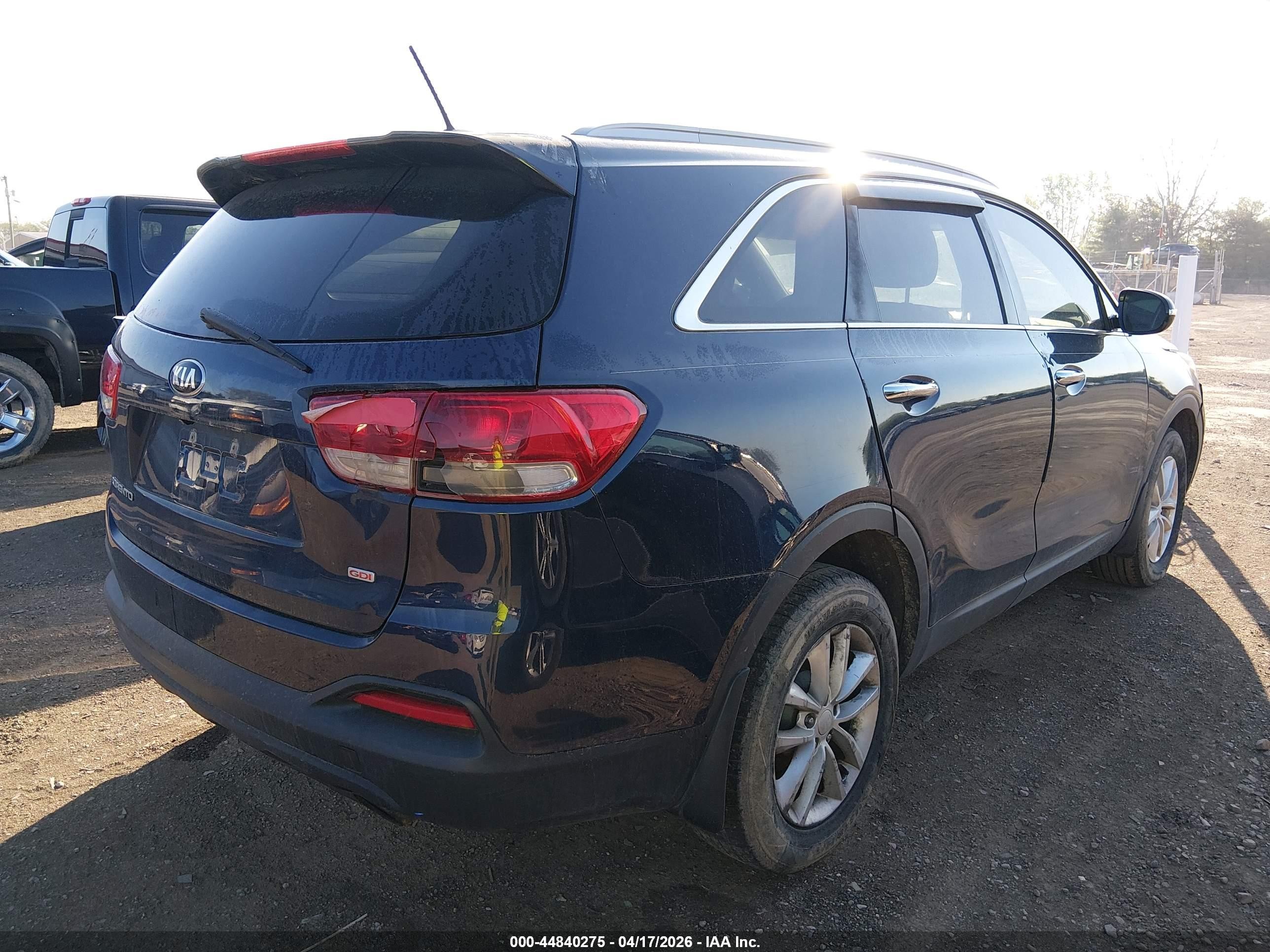 2016 Kia Sorento 2.4l Lx Blue vin: 5XYPG4A33GG156192