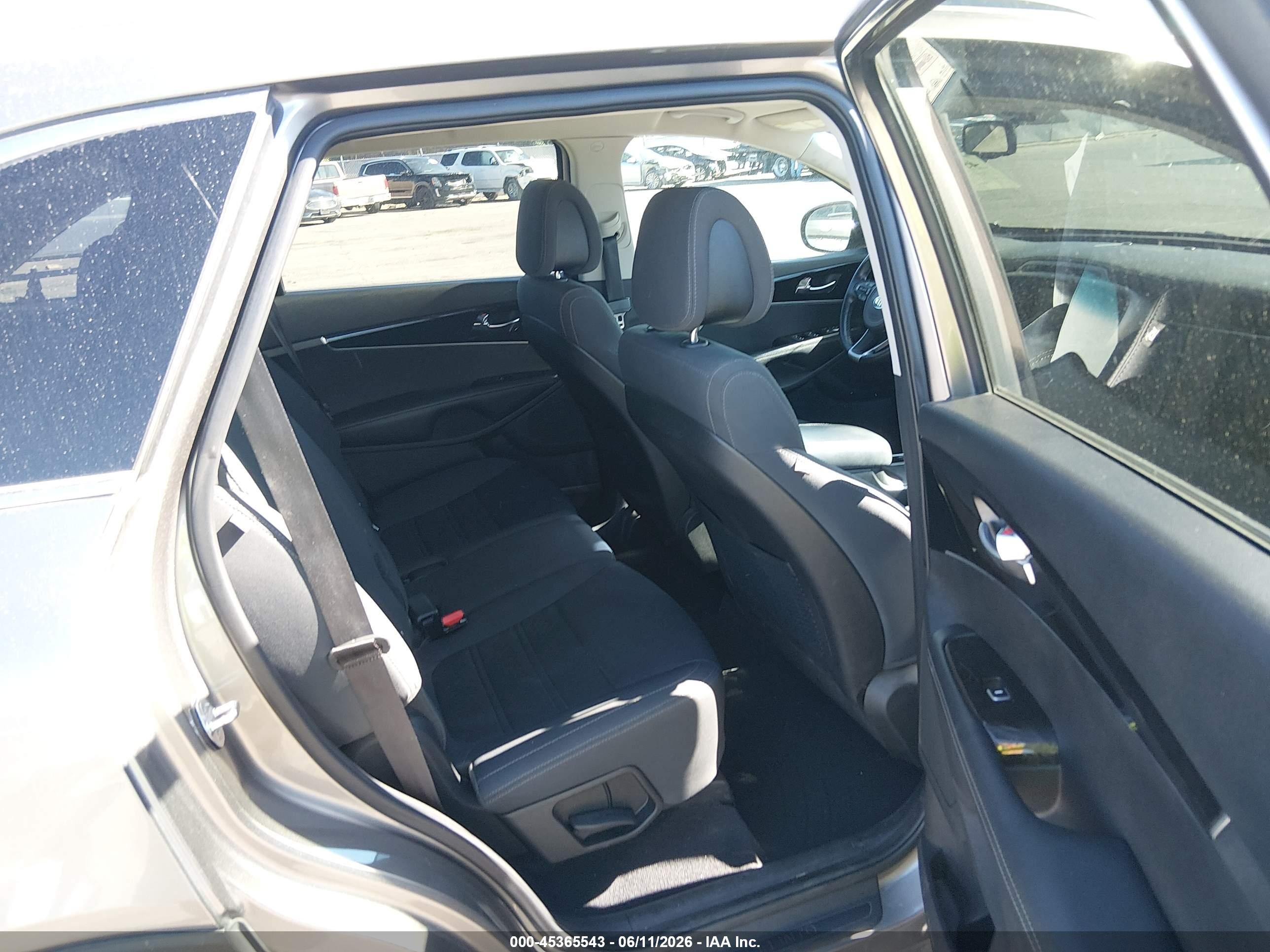 2016 Kia Sorento 2.4l Lx Gray vin: 5XYPG4A34GG070583