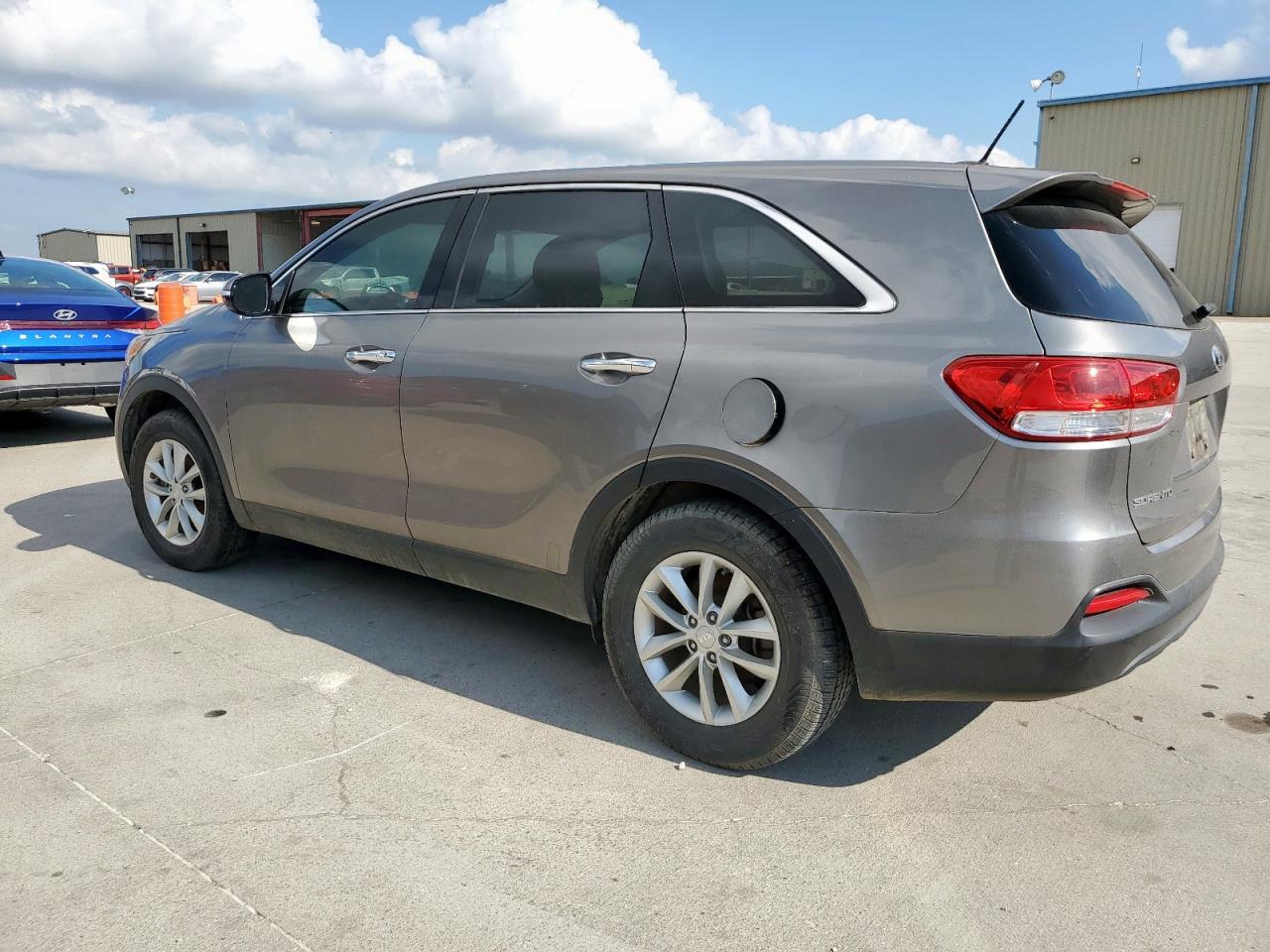 2018 Kia Sorento Lx Tan vin: 5XYPG4A34JG412718