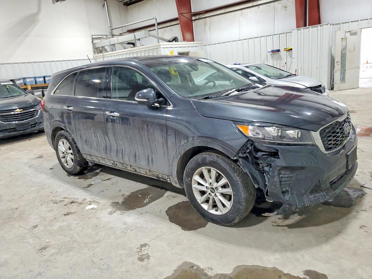 2019 Kia Sorento Lx Charcoal vin: 5XYPG4A37KG516332