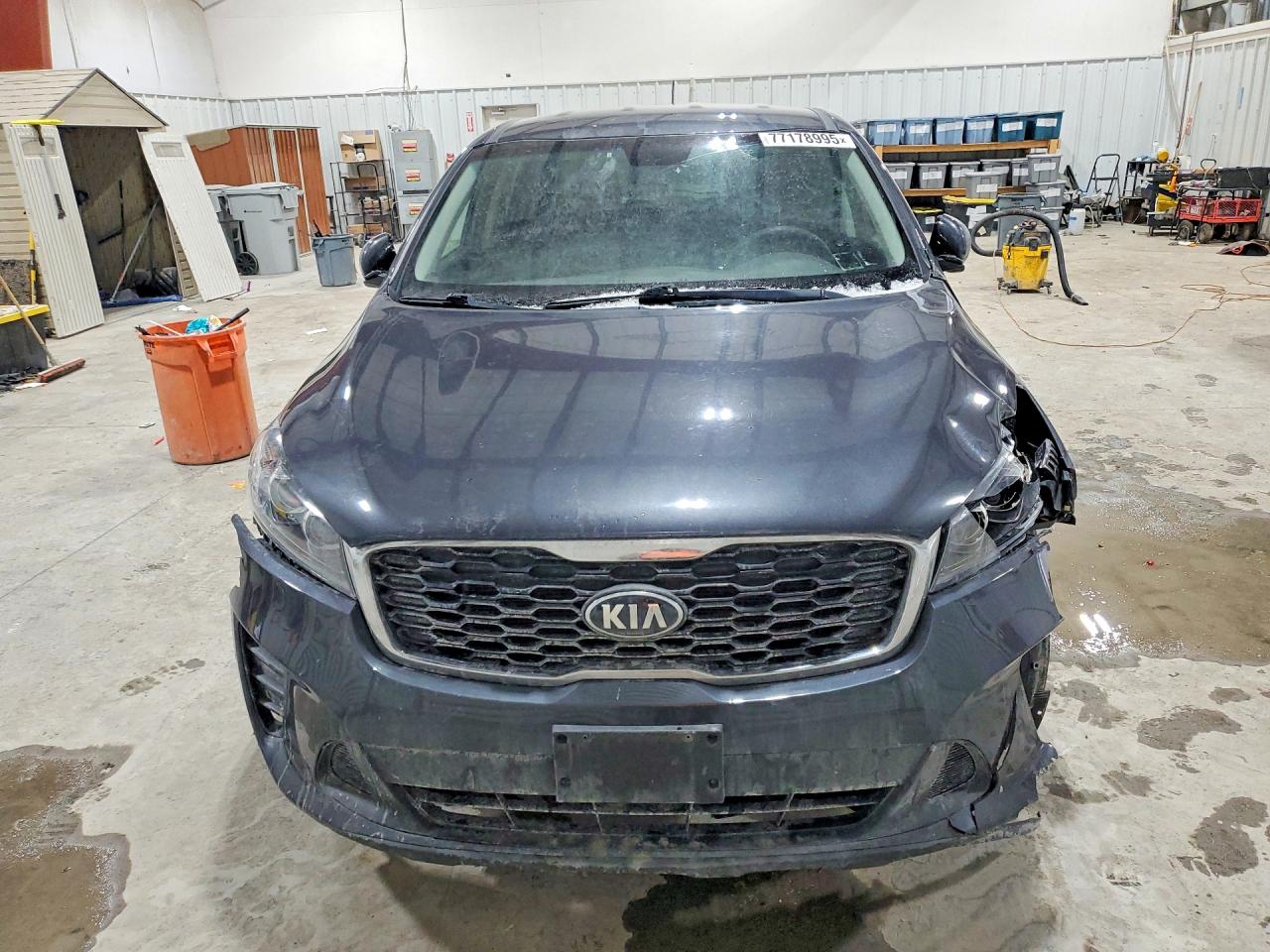 2019 Kia Sorento Lx Charcoal vin: 5XYPG4A37KG516332