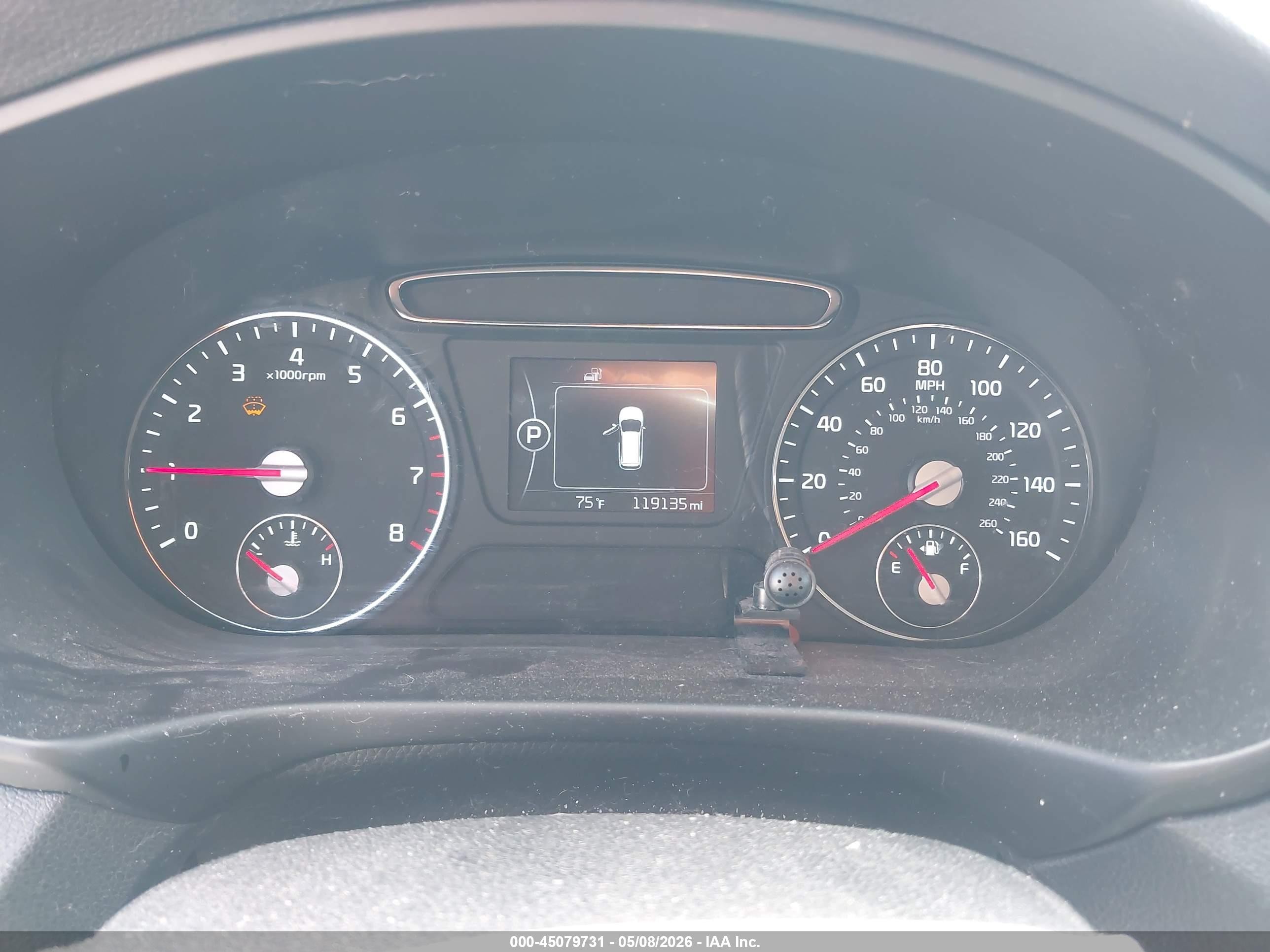 2016 Kia Sorento 2.4l Lx Серебряный vin: 5XYPG4A39GG066822