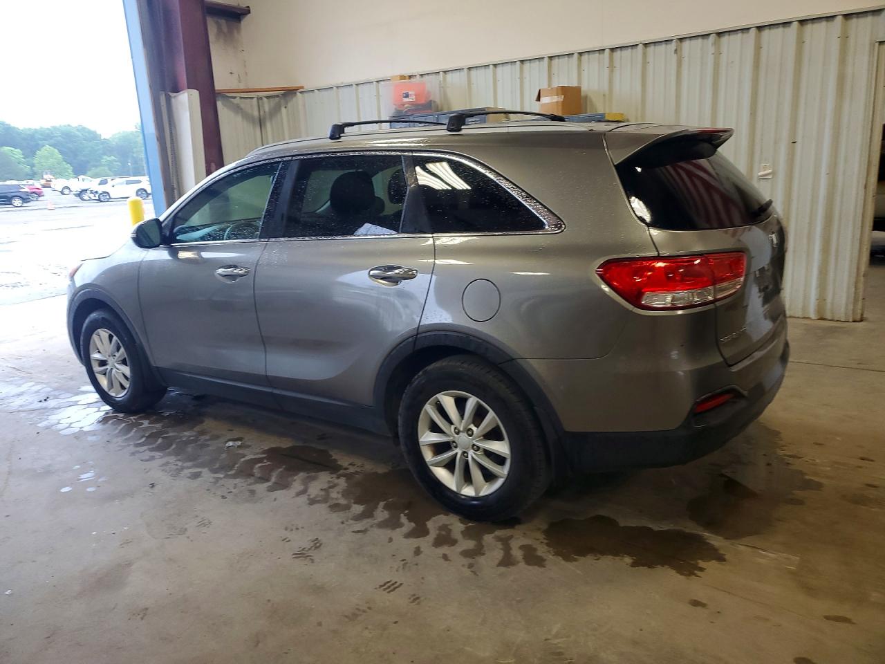 2017 Kia Sorento Lx Charcoal vin: 5XYPG4A39HG192437