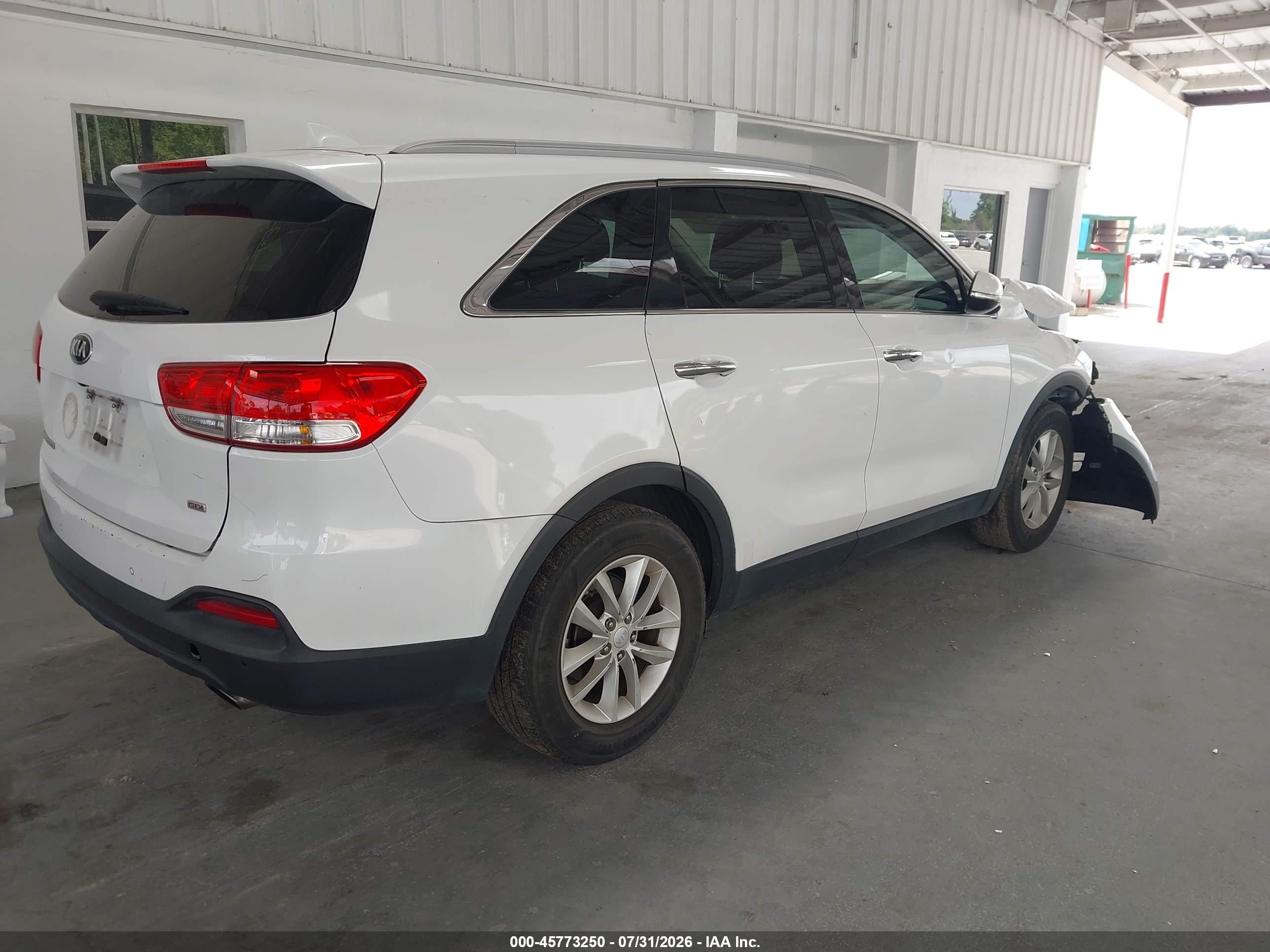 2017 Kia Sorento 2.4l Lx Белый vin: 5XYPG4A39HG219037