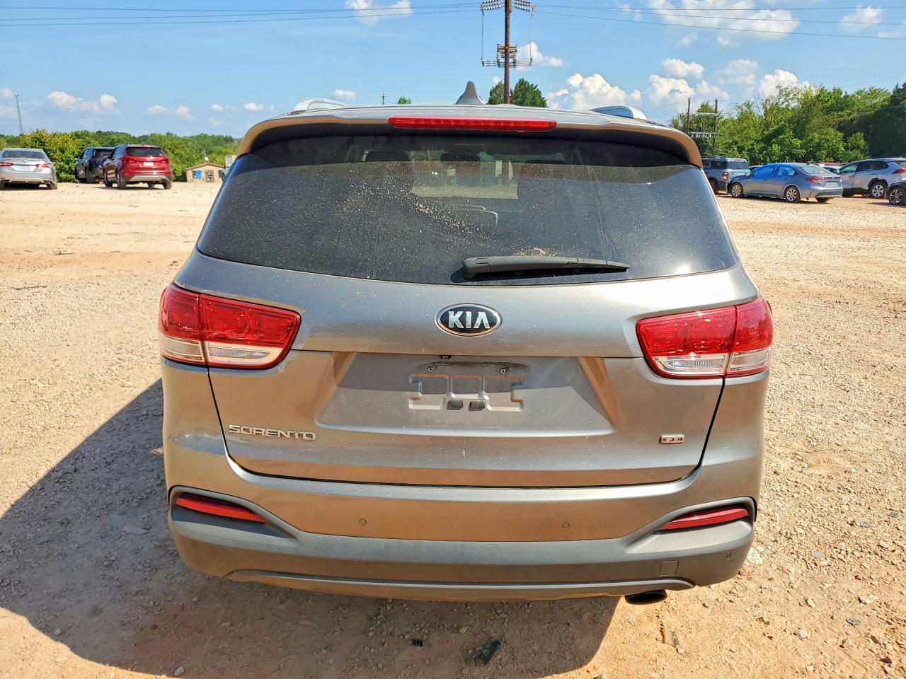 2016 Kia Sorento Lx Silver vin: 5XYPG4A3XGG167917