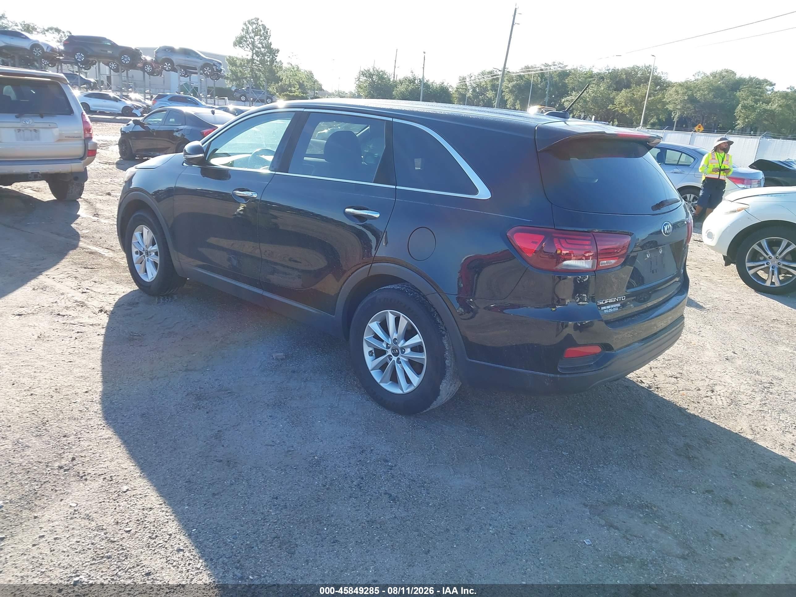 2019 Kia Sorento 2.4l L Black vin: 5XYPG4A3XKG595575
