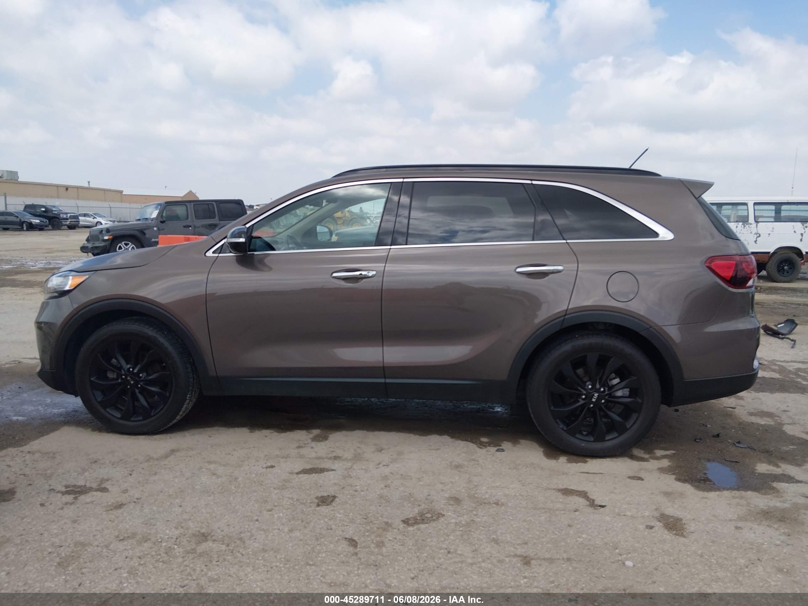 2020 Kia Sorento S V6 Brown vin: 5XYPG4A54LG638360