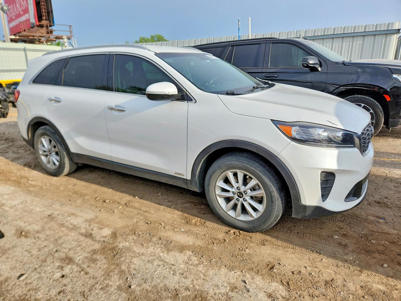 2020 Kia Sorento Lx White vin: 5XYPGDA30LG637172