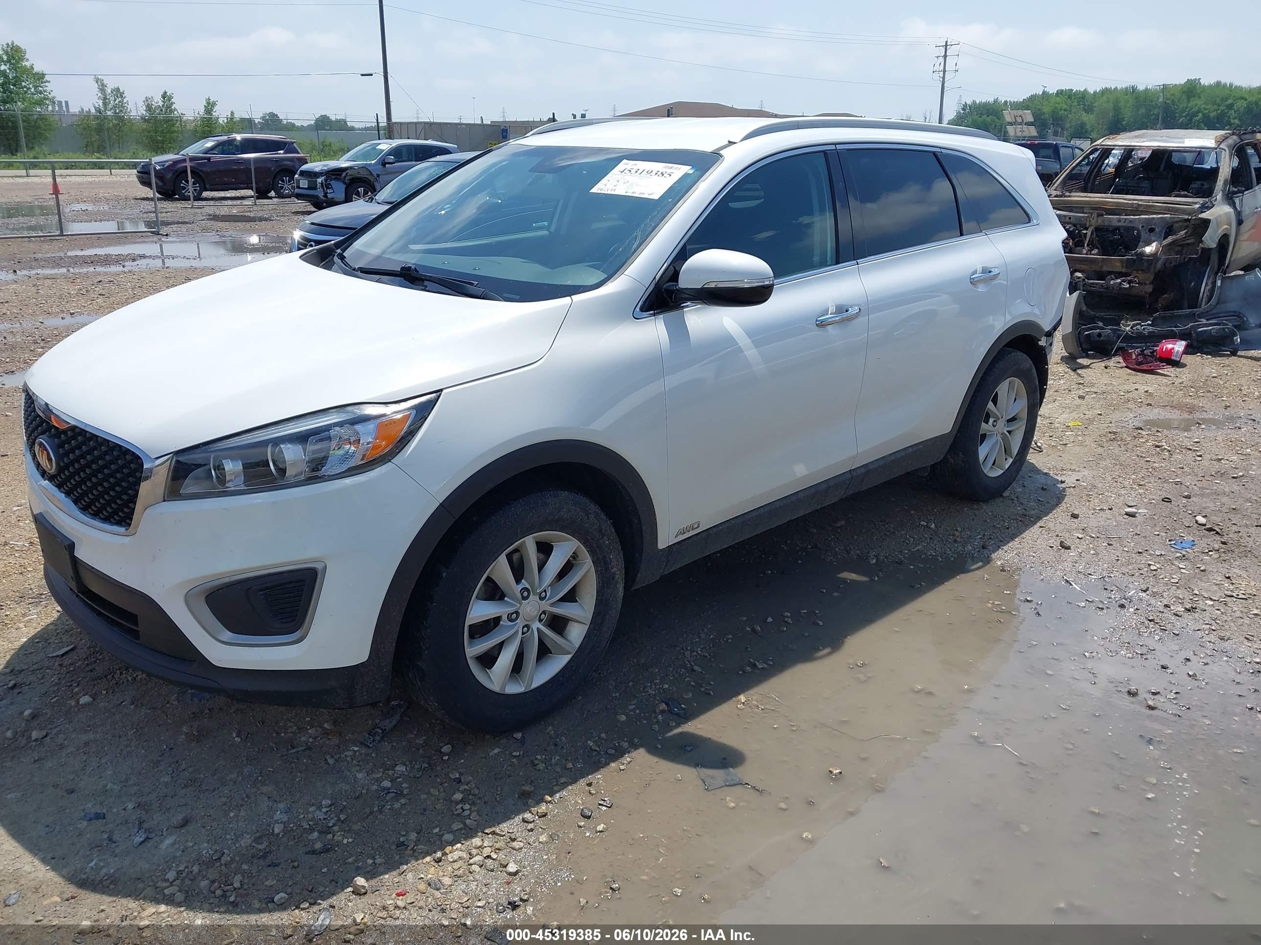 2016 Kia Sorento 2.4l Lx White vin: 5XYPGDA31GG044099