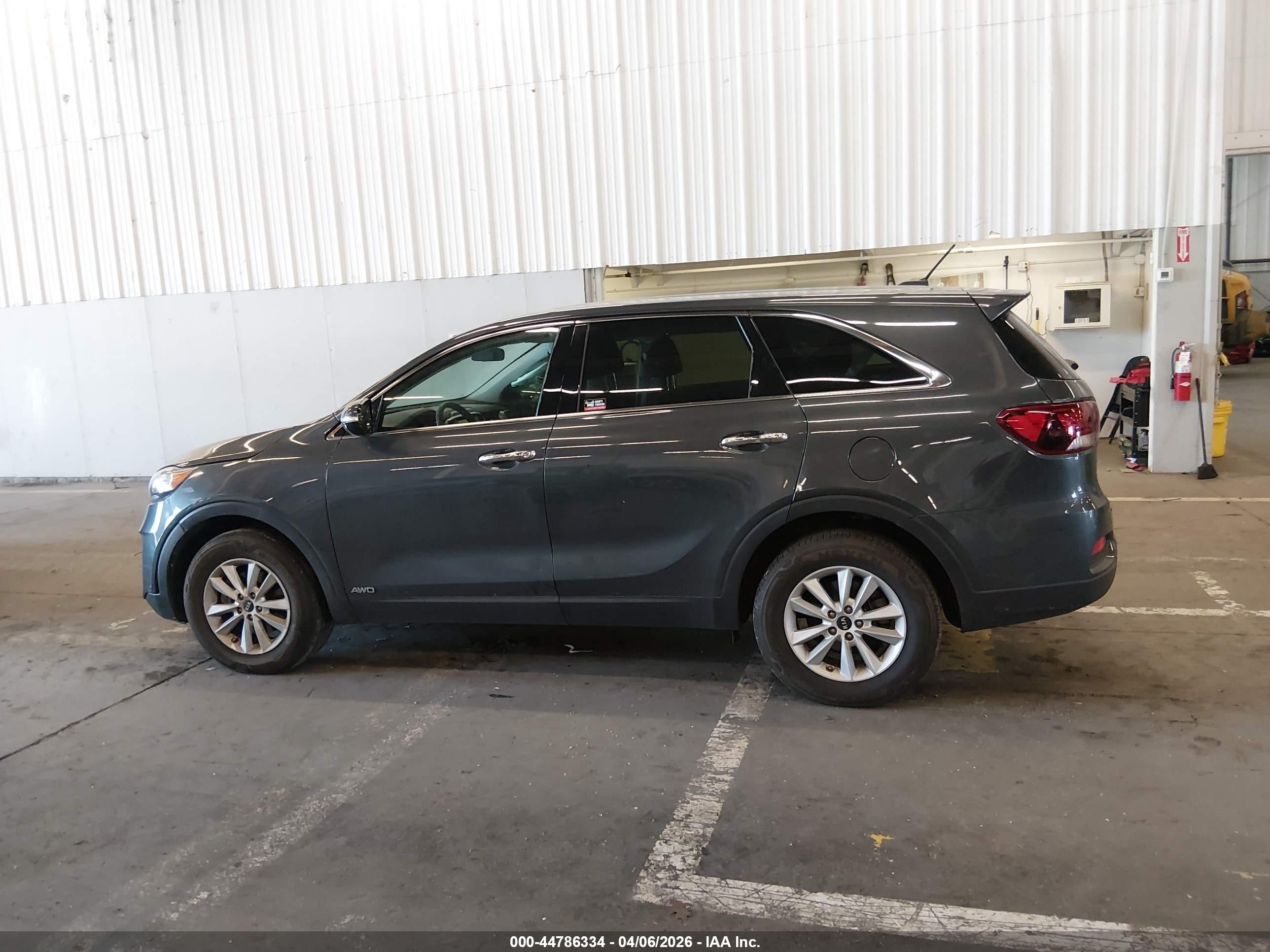 2020 Kia Sorento 2.4l Lx Gray vin: 5XYPGDA31LG660931