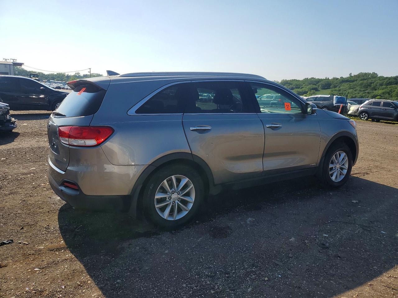 2016 Kia Sorento Lx Серебряный vin: 5XYPGDA32GG053863