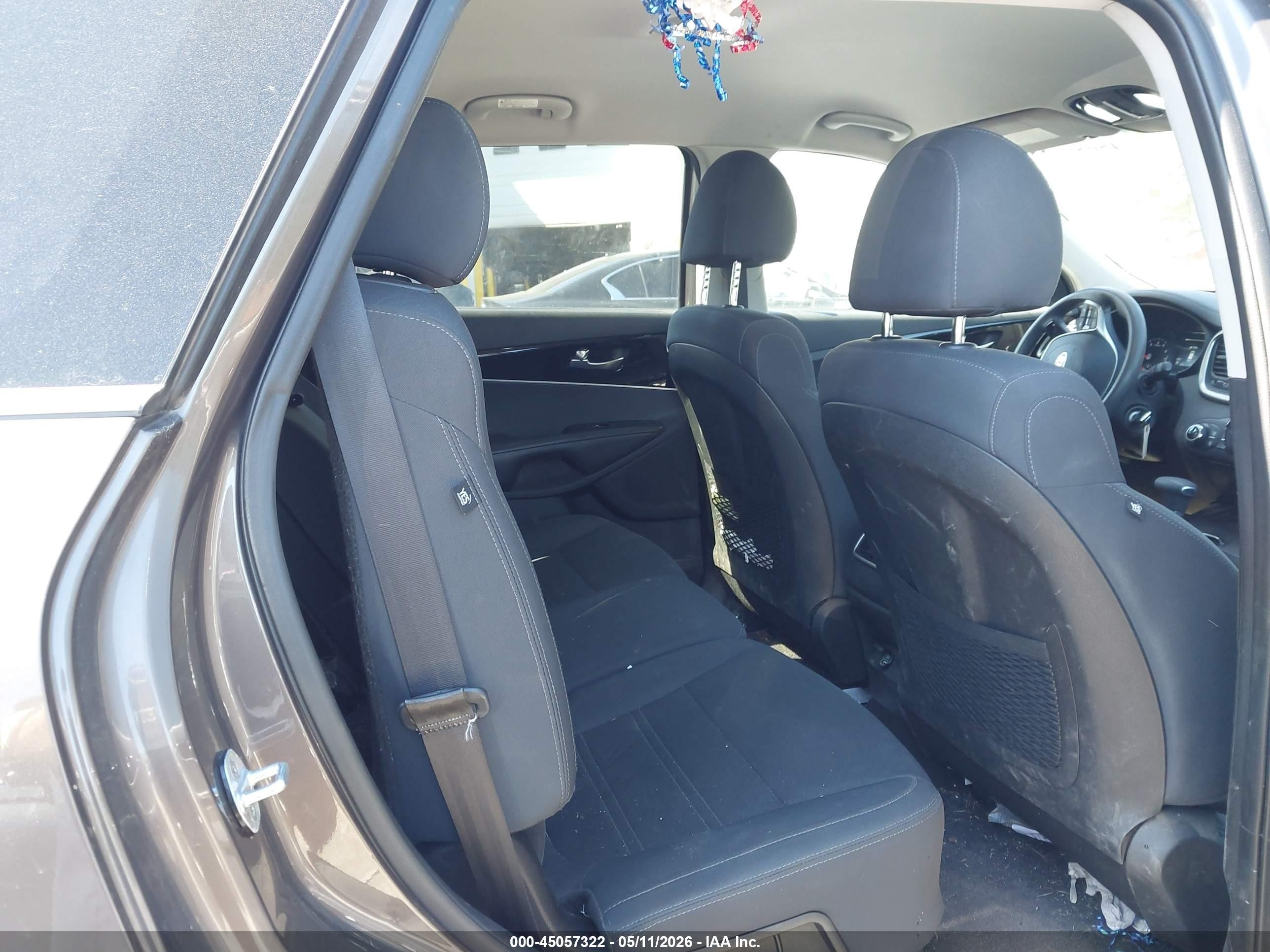 2019 Kia Sorento 2.4l Lx Brown vin: 5XYPGDA33KG451818