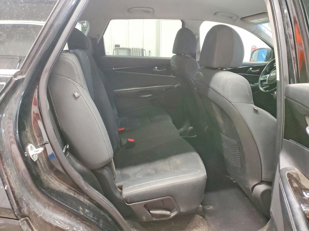 2019 Kia Sorento Lx Черный vin: 5XYPGDA34KG564211