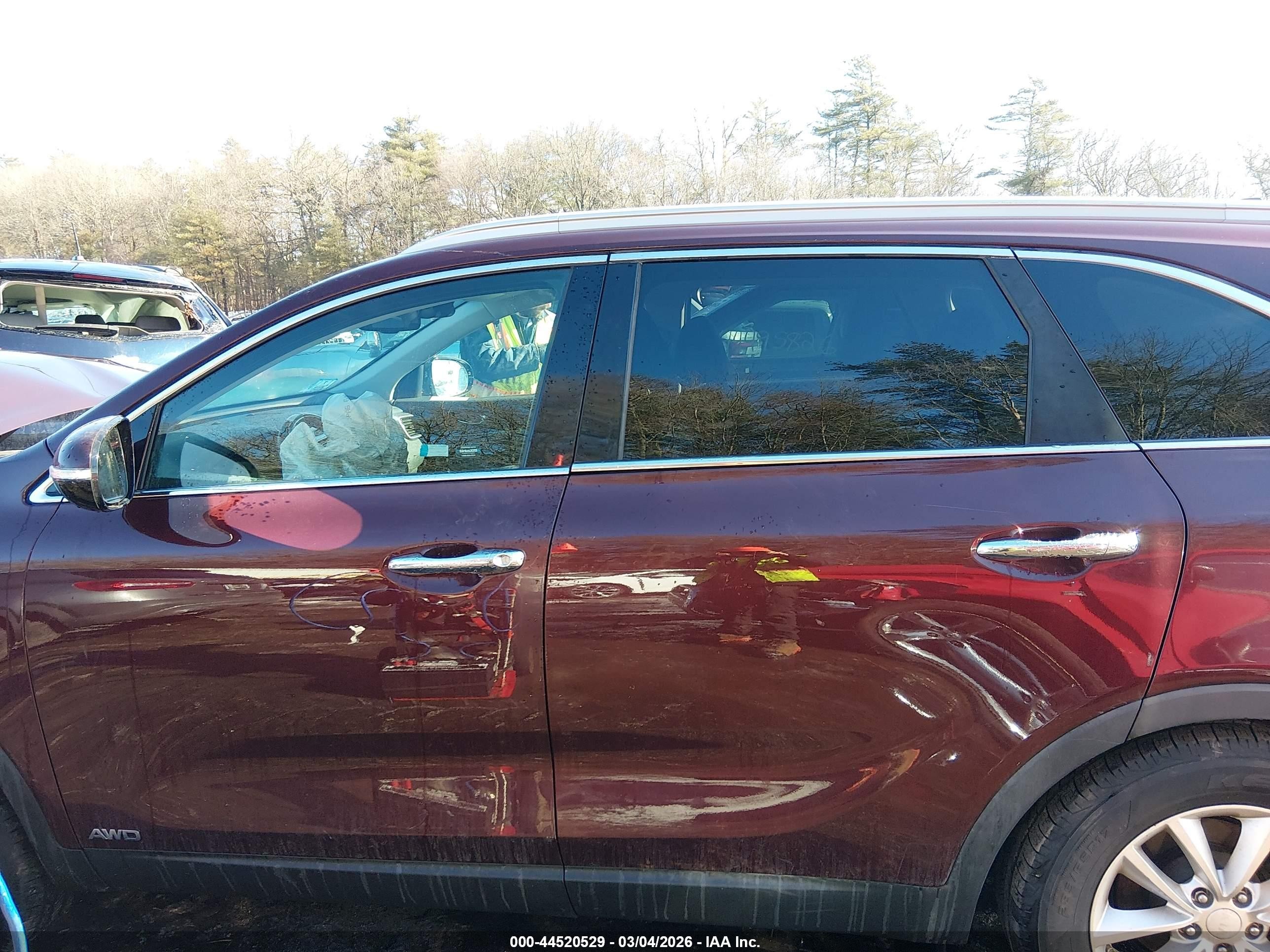 2016 Kia Sorento 2.4l Lx Maroon vin: 5XYPGDA35GG136106