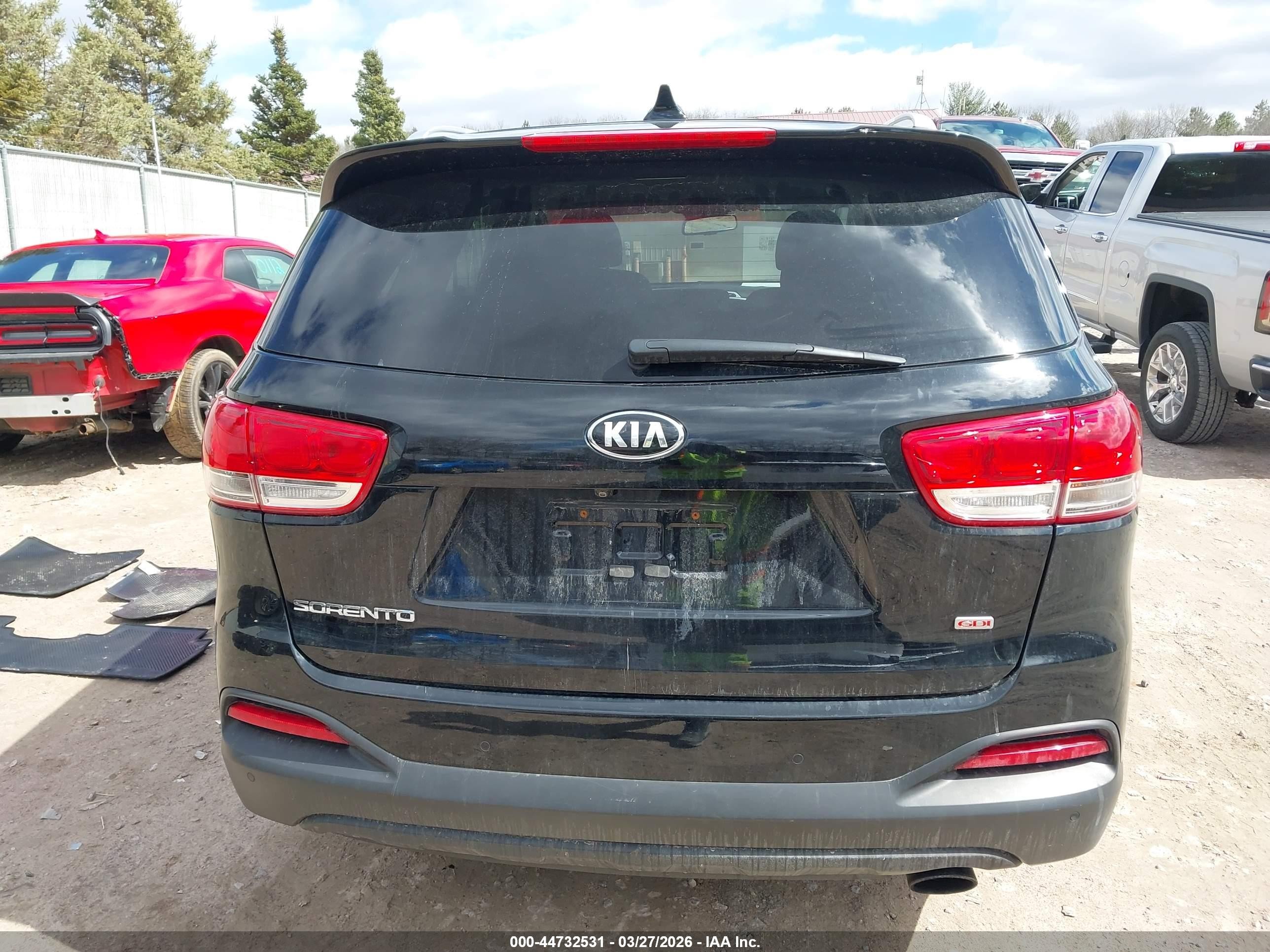 2018 Kia Sorento 2.4l Lx Черный vin: 5XYPGDA37JG432073