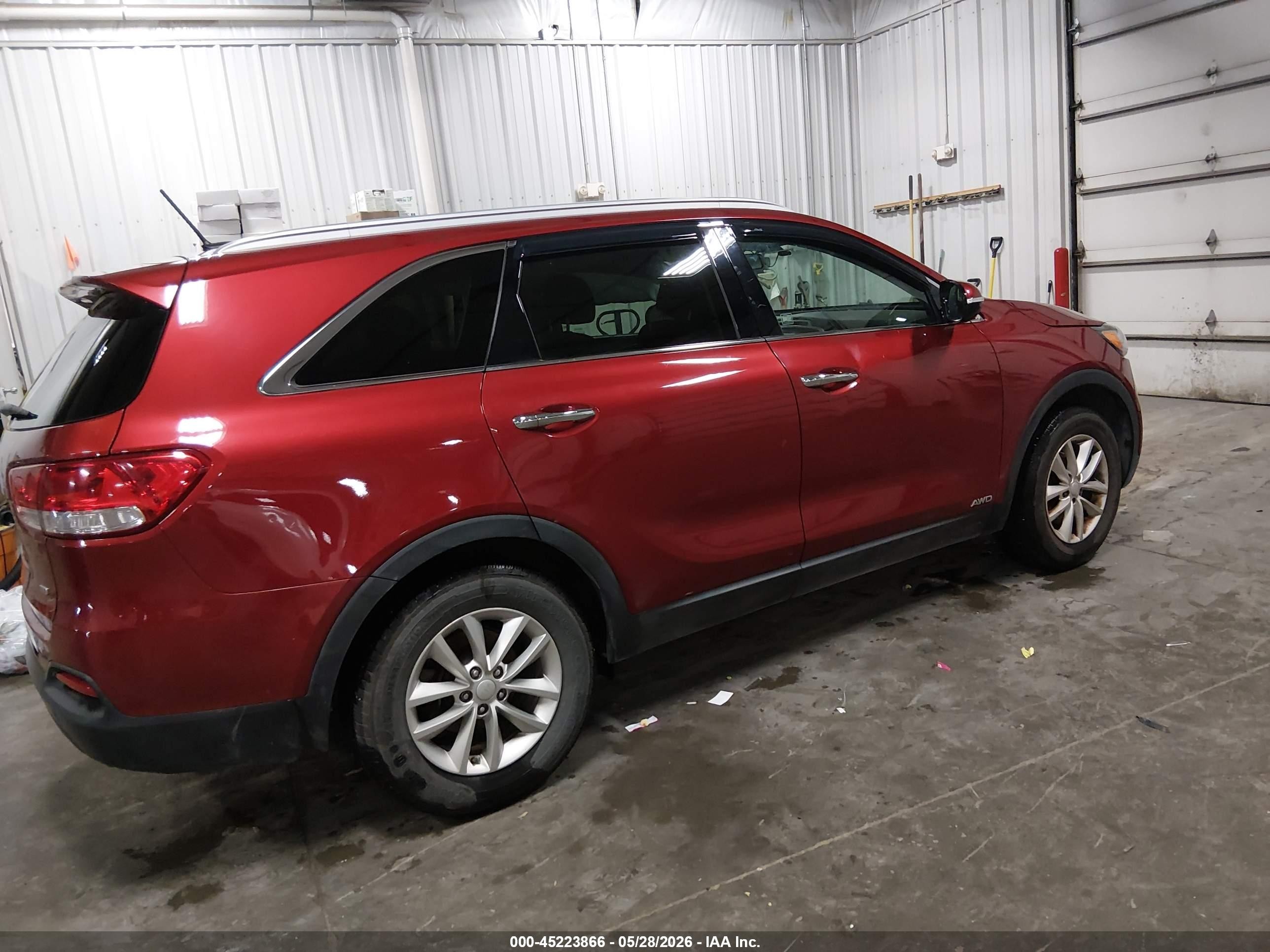 2017 Kia Sorento 2.4l Lx Red vin: 5XYPGDA39HG302175