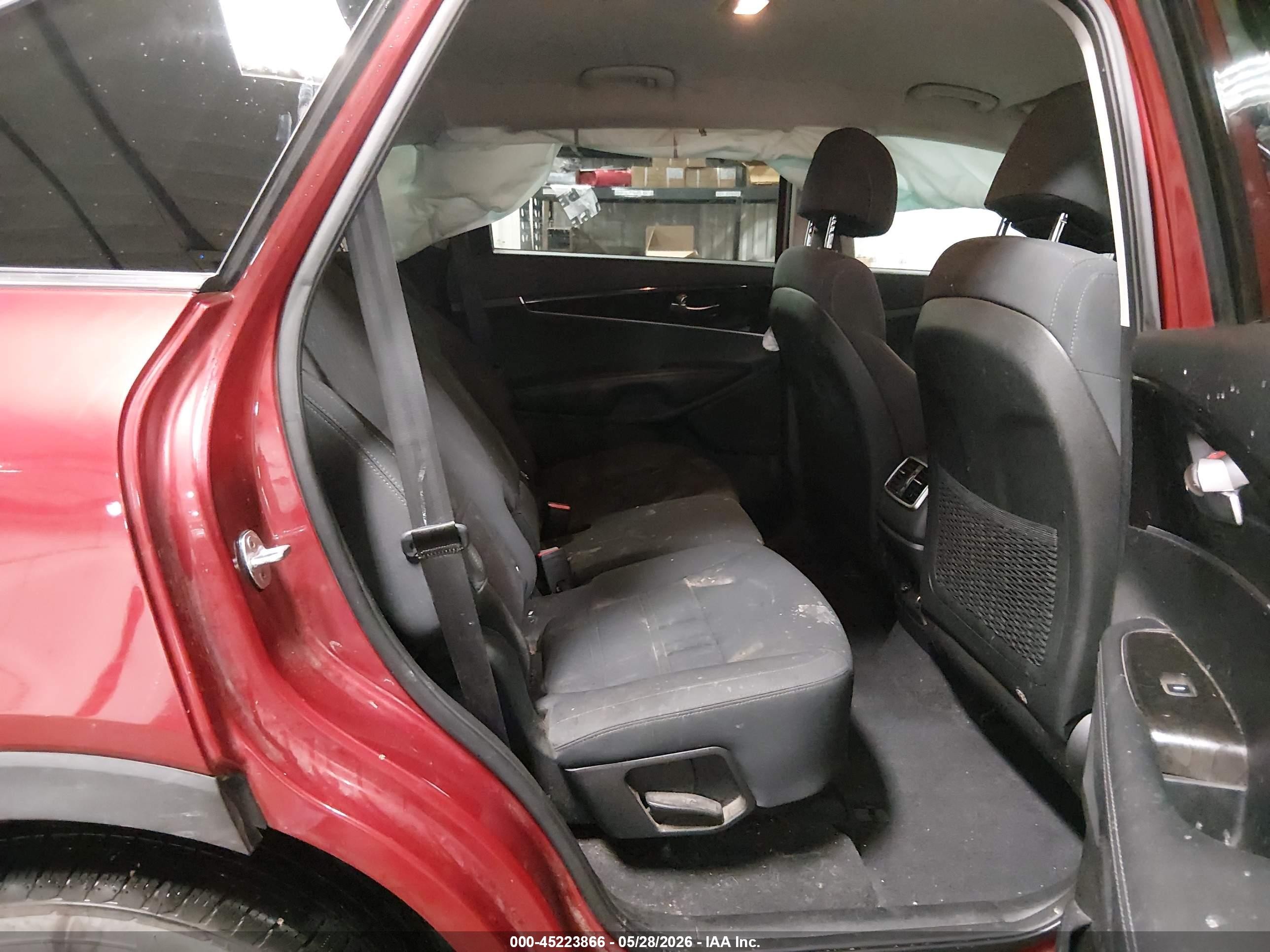 2017 Kia Sorento 2.4l Lx Red vin: 5XYPGDA39HG302175