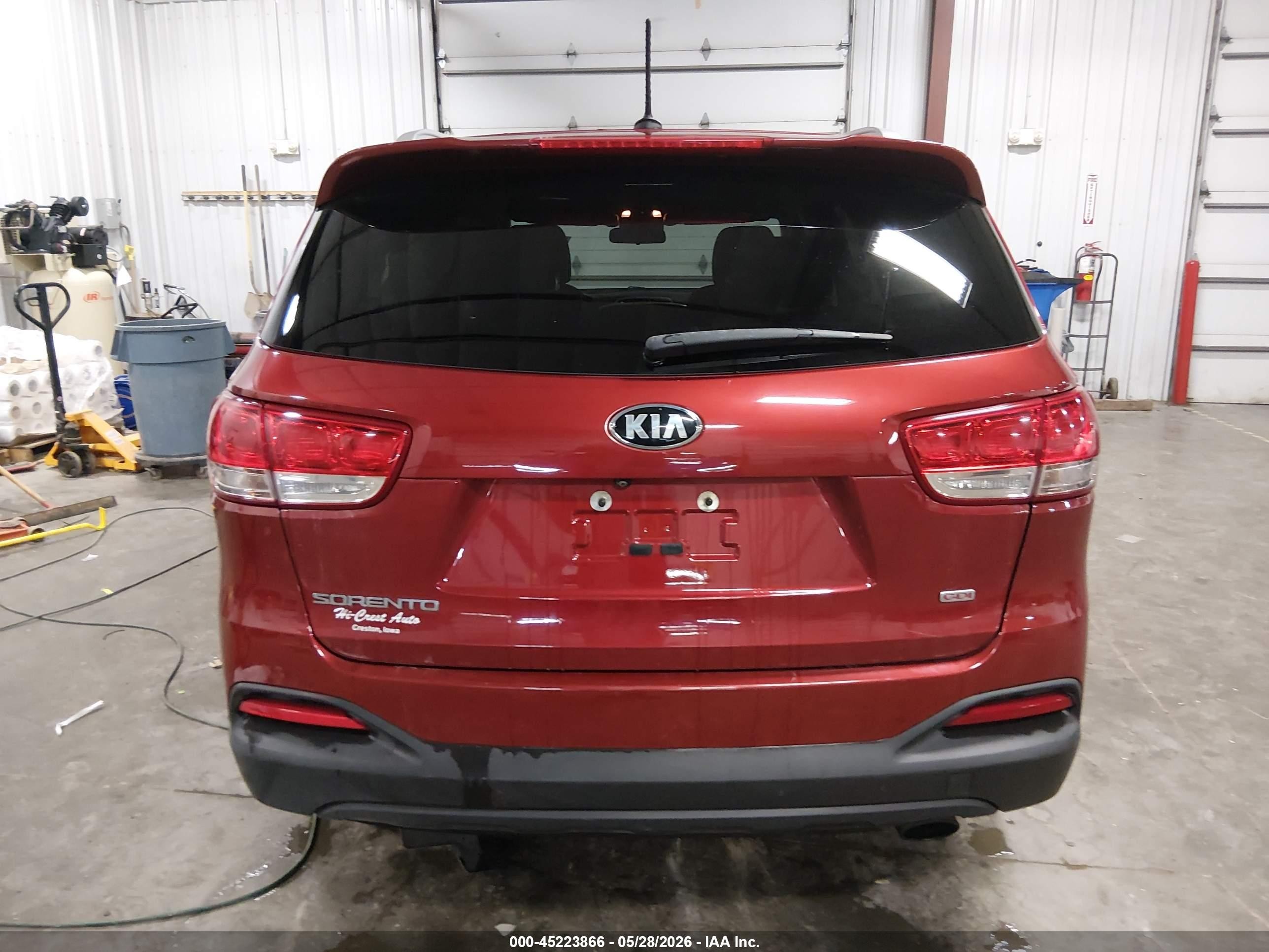 2017 Kia Sorento 2.4l Lx Red vin: 5XYPGDA39HG302175