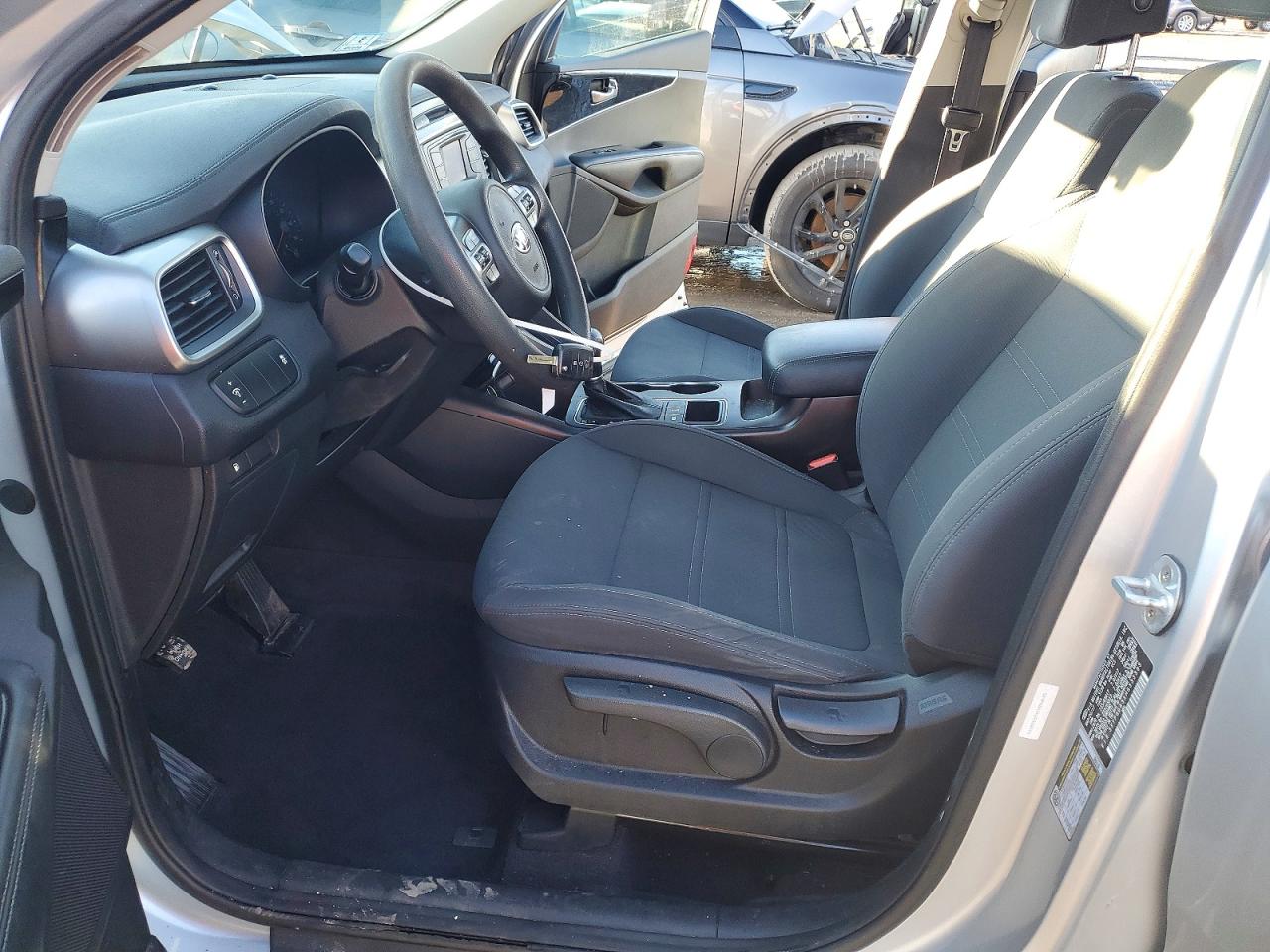 2017 Kia Sorento Lx Silver vin: 5XYPGDA3XHG333595